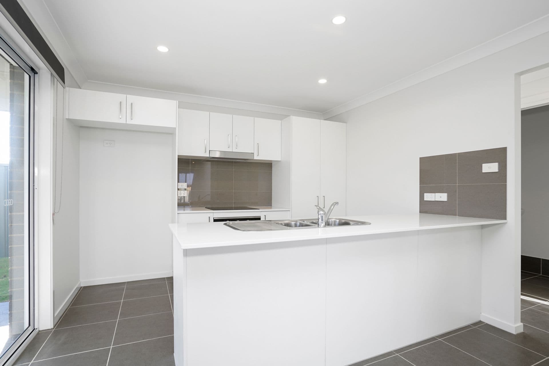 10 Uralla Street, Fern Bay, NSW, 2295, Fern Bay - Thumbnail 3