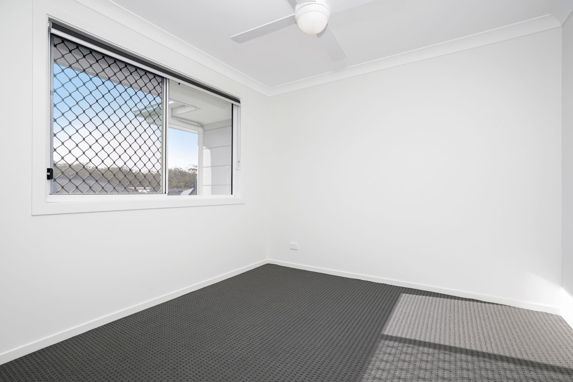 10 Uralla Street, Fern Bay, NSW, 2295, Fern Bay - Thumbnail 5
