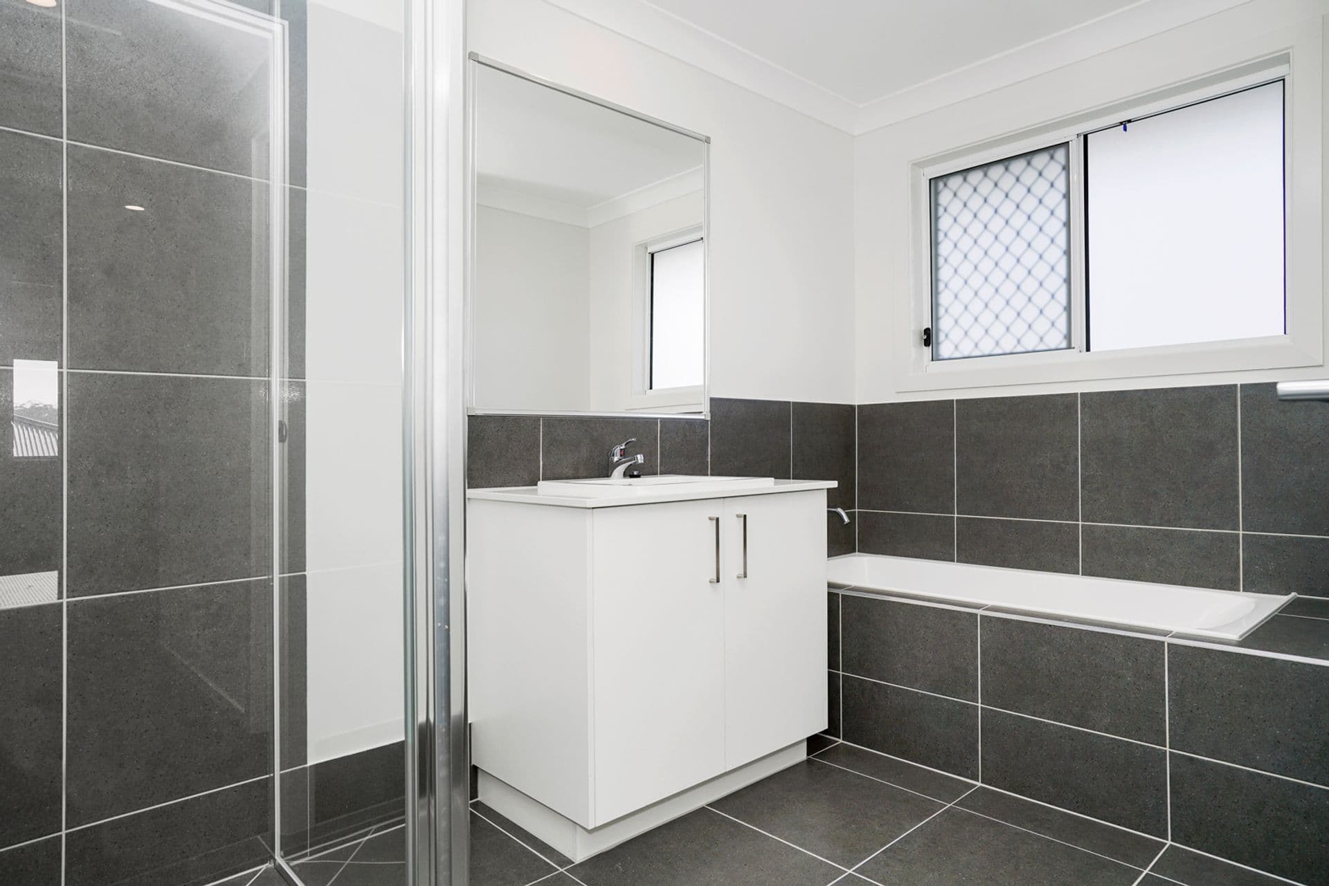 10 Uralla Street, Fern Bay, NSW, 2295, Fern Bay - Thumbnail 6
