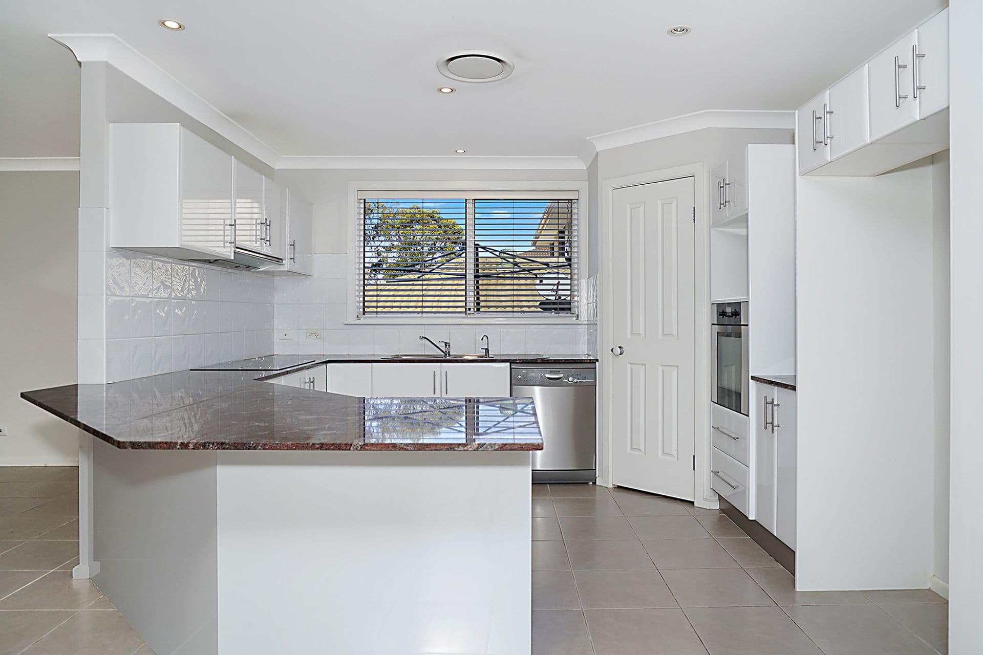 27 Camberwarra Drive, Belmont North, NSW, 2280, Belmont North - Thumbnail 7
