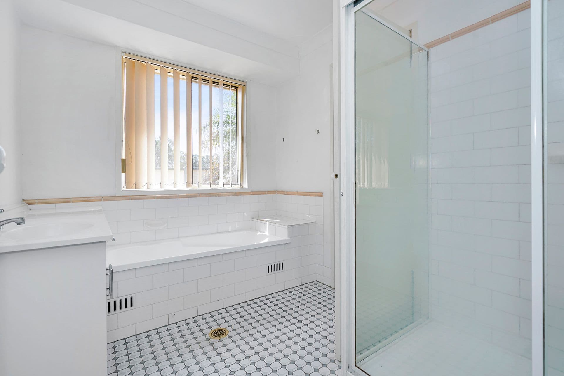 2 Oliver Place, Wallsend, NSW, 2287, Wallsend - Thumbnail 8