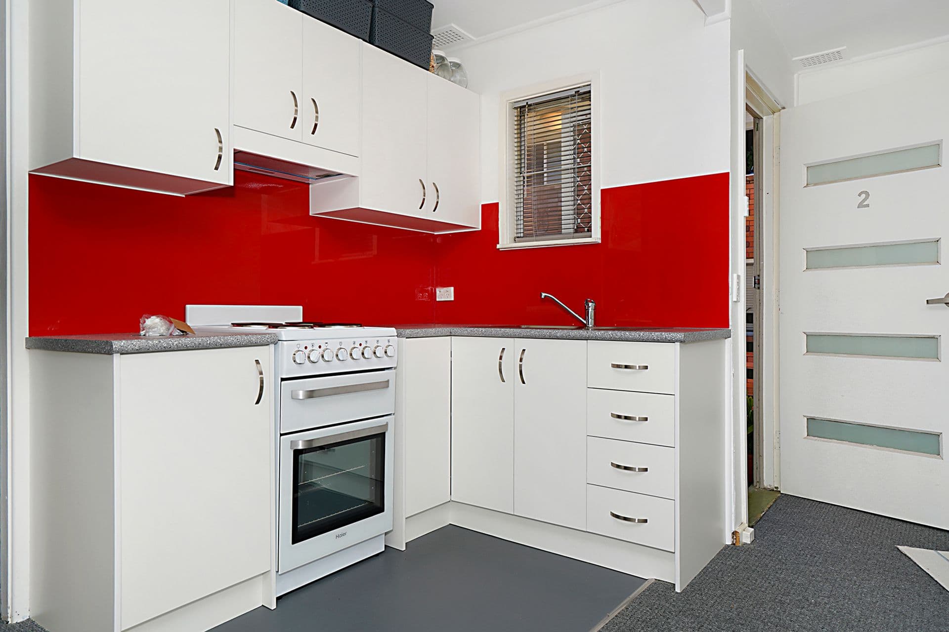 2/129 Brooks Street, Bar Beach, NSW, 2300, Bar Beach - Thumbnail 3