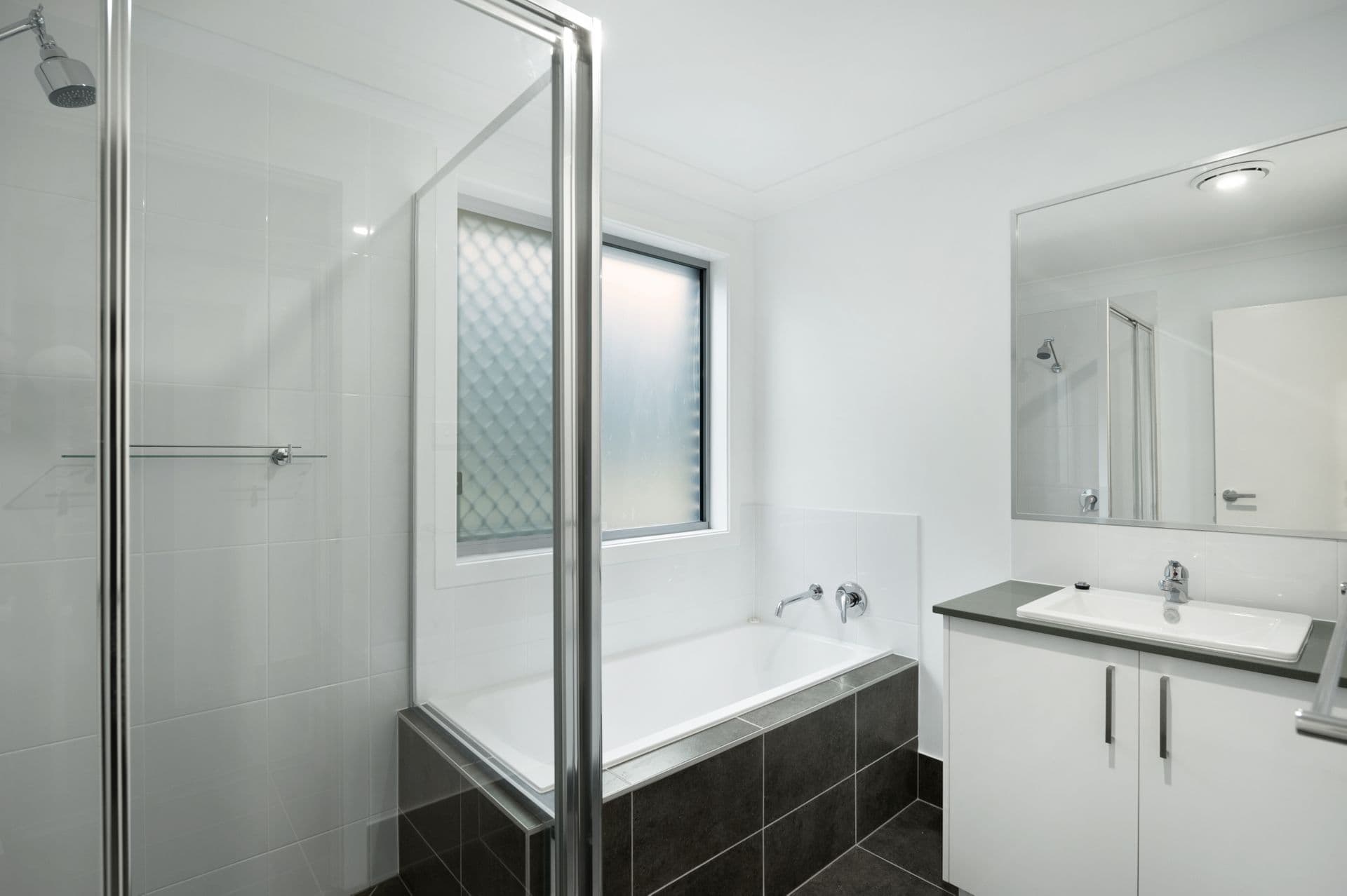 2/65 Comel Avenue, Cameron Park, NSW, 2285, Cameron Park - Thumbnail 4