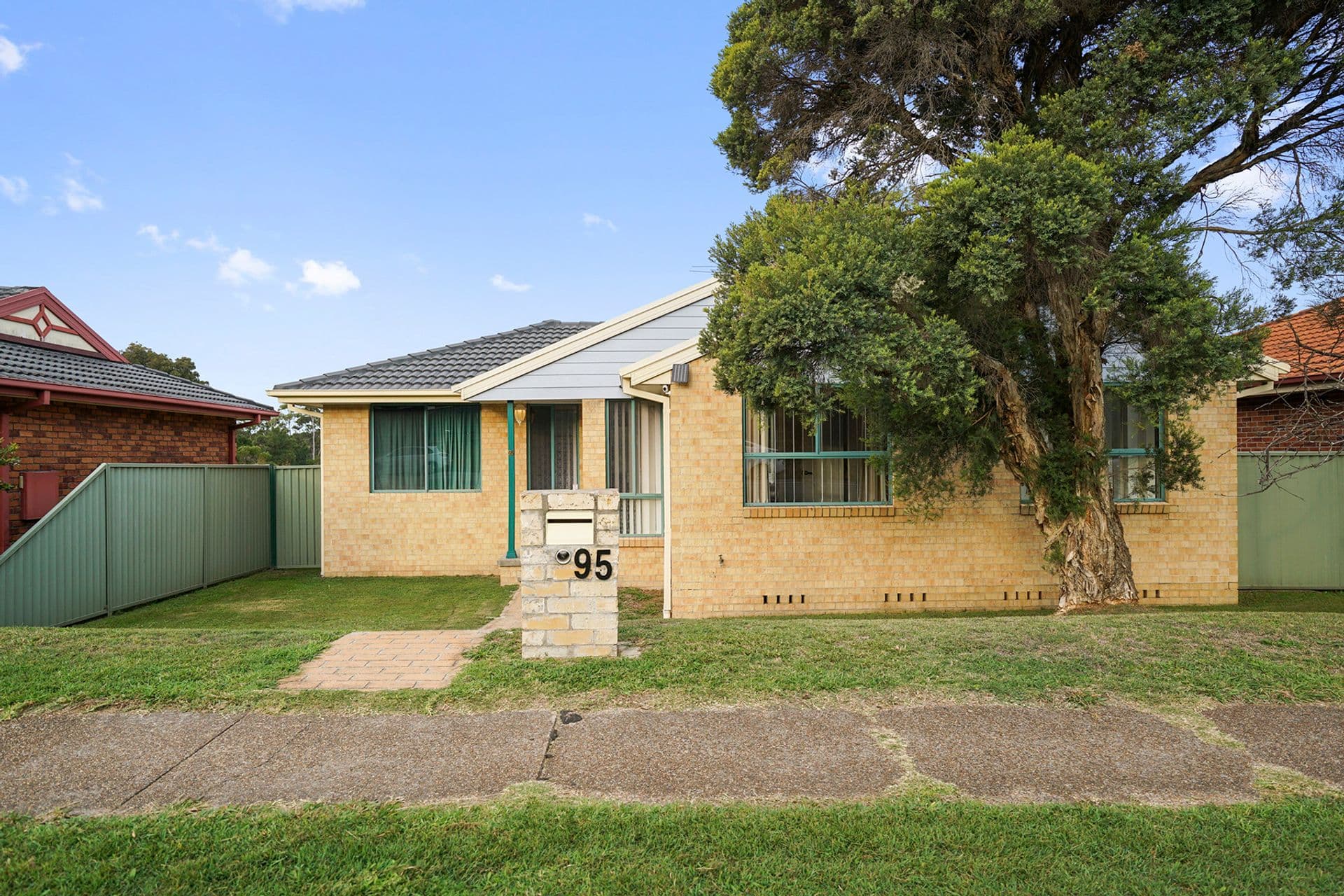 95 Douglas Street, Wallsend, NSW, 2287, Wallsend - Thumbnail 2