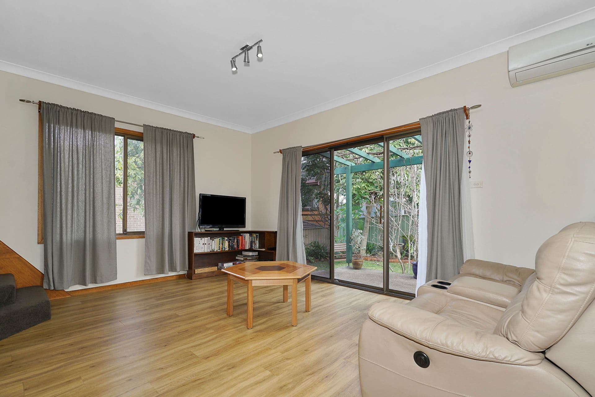 2 Clarence Road, Waratah, NSW, 2298, Waratah West - Thumbnail 6