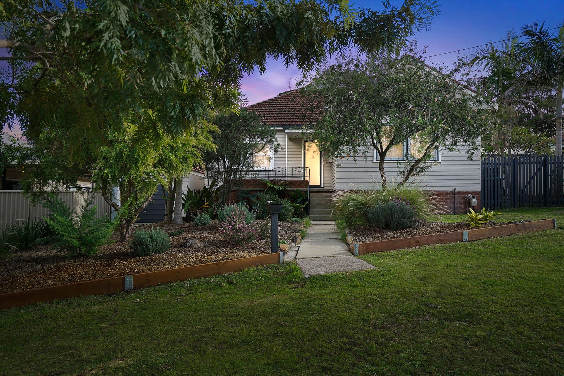 2 Clarence Road, Waratah, NSW, 2298, Waratah West - Image 1
