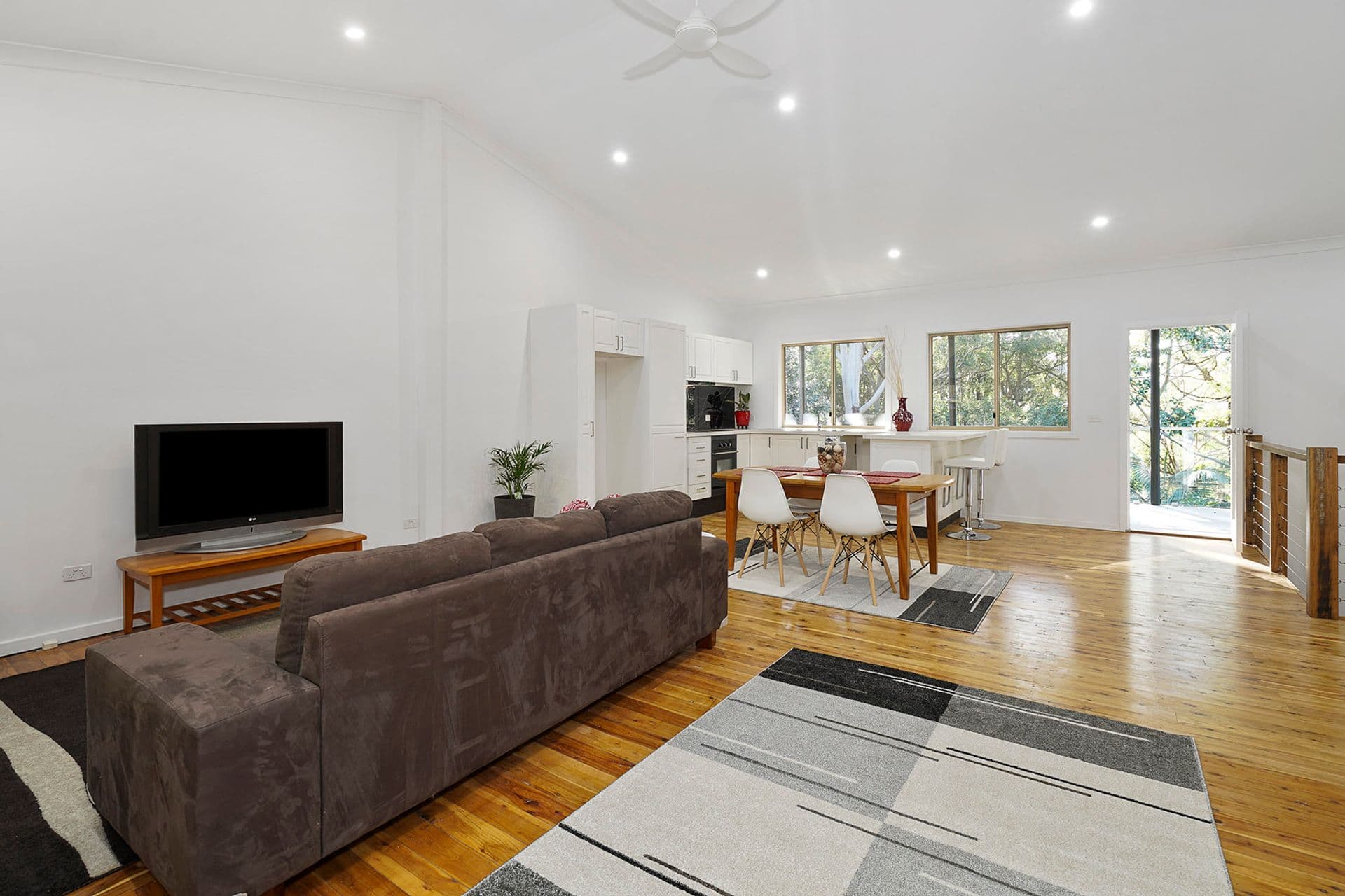 19 Stuart Street, Kotara South, NSW, 2289, Kotara South - Thumbnail 2