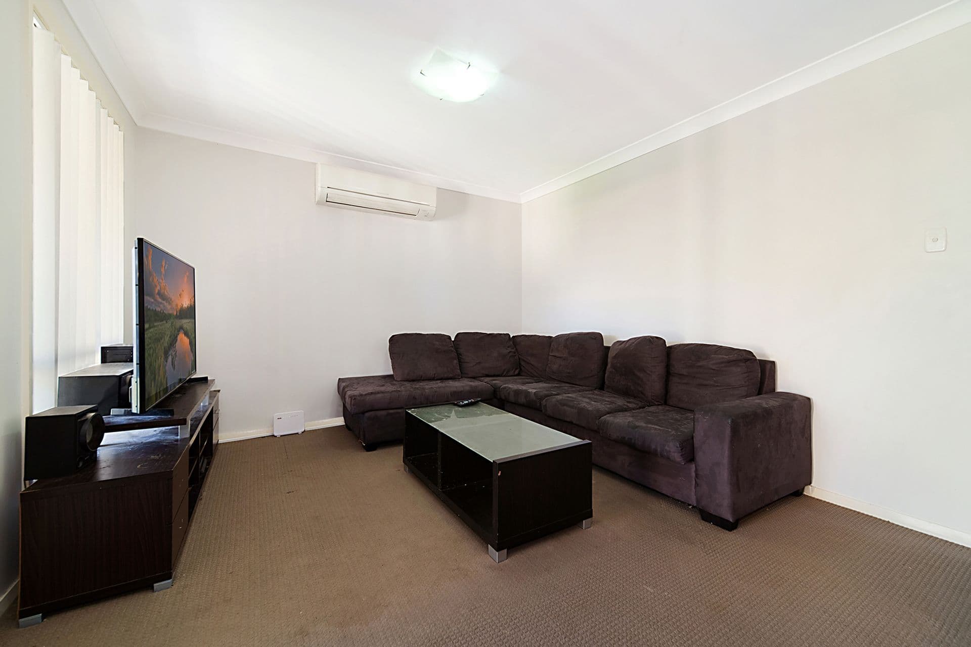 109 McKeachie Drive, Aberglasslyn, NSW, 2320, Aberglasslyn - Thumbnail 3