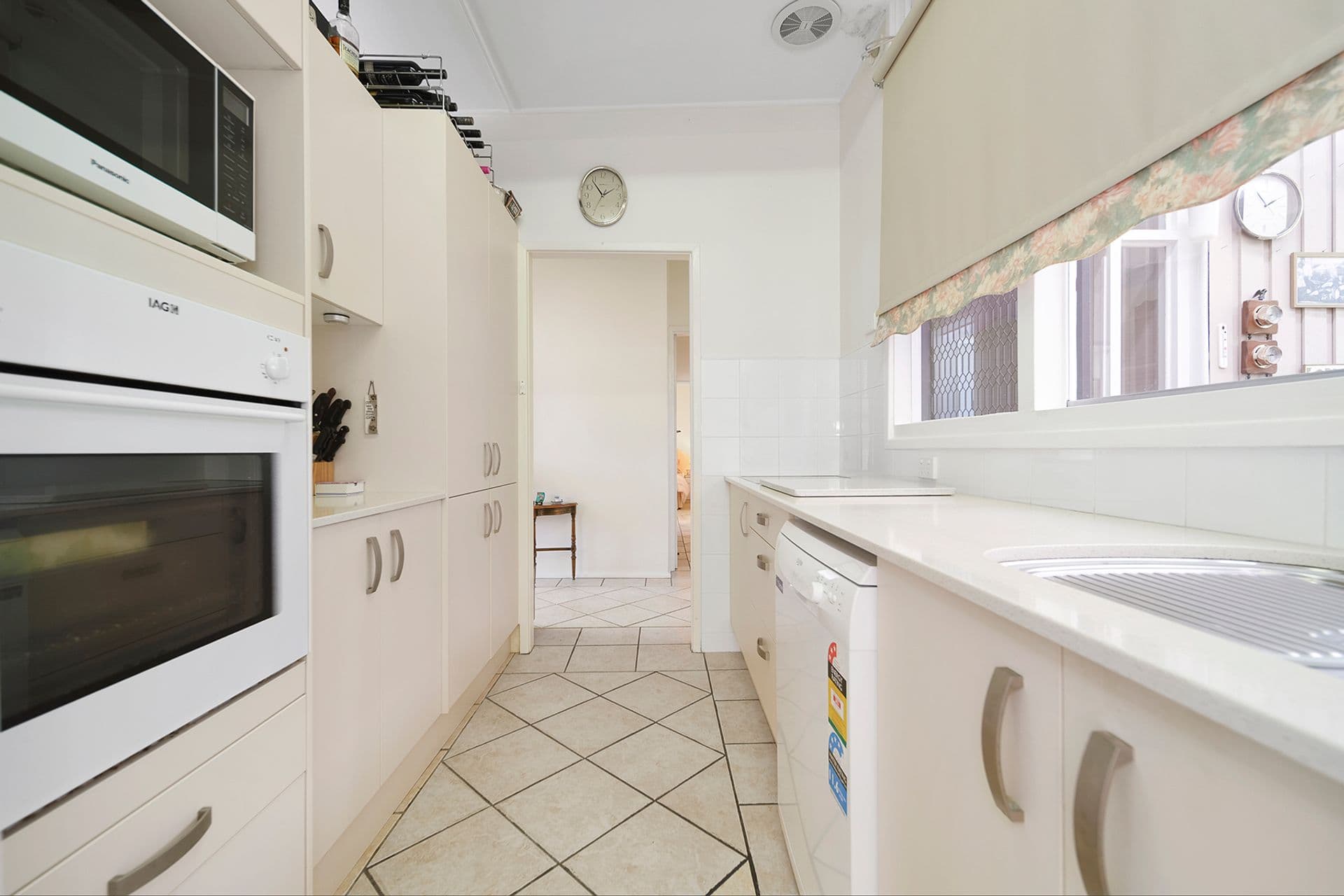 10 Neerim Avenue, Kotara South, NSW, 2289, Kotara South - Thumbnail 6