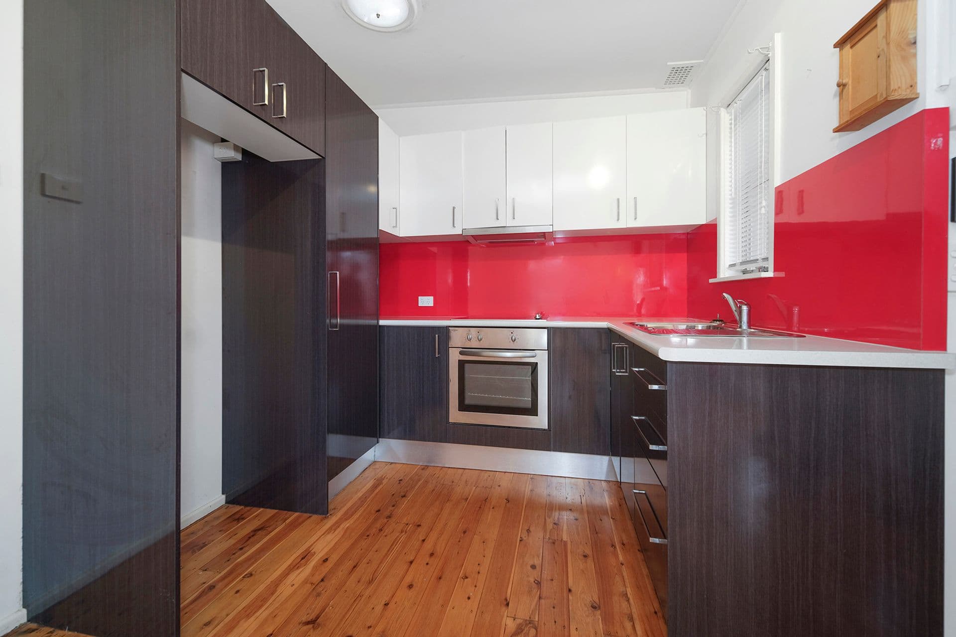 8/129 Brooks Street, Bar Beach, NSW, 2300, Bar Beach - Thumbnail 3