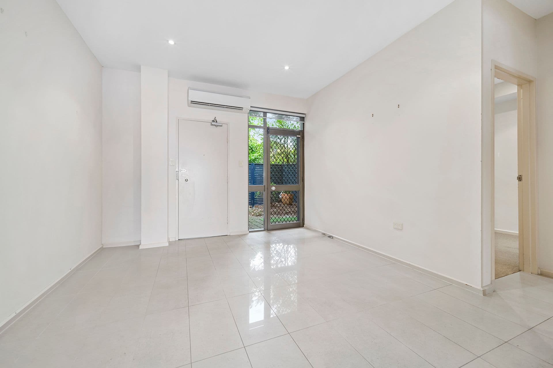8/112 Tyrrell Street, The Hill, NSW, 2300, The Hill - Thumbnail 5