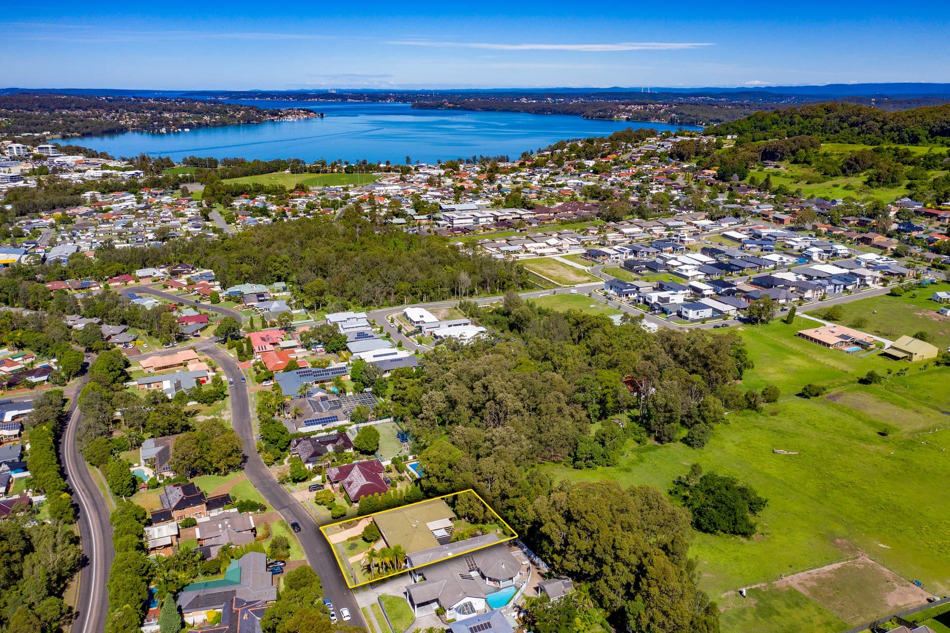 15 Gosforth Grove, Lakelands, NSW, 2282, Lakelands - Thumbnail 3