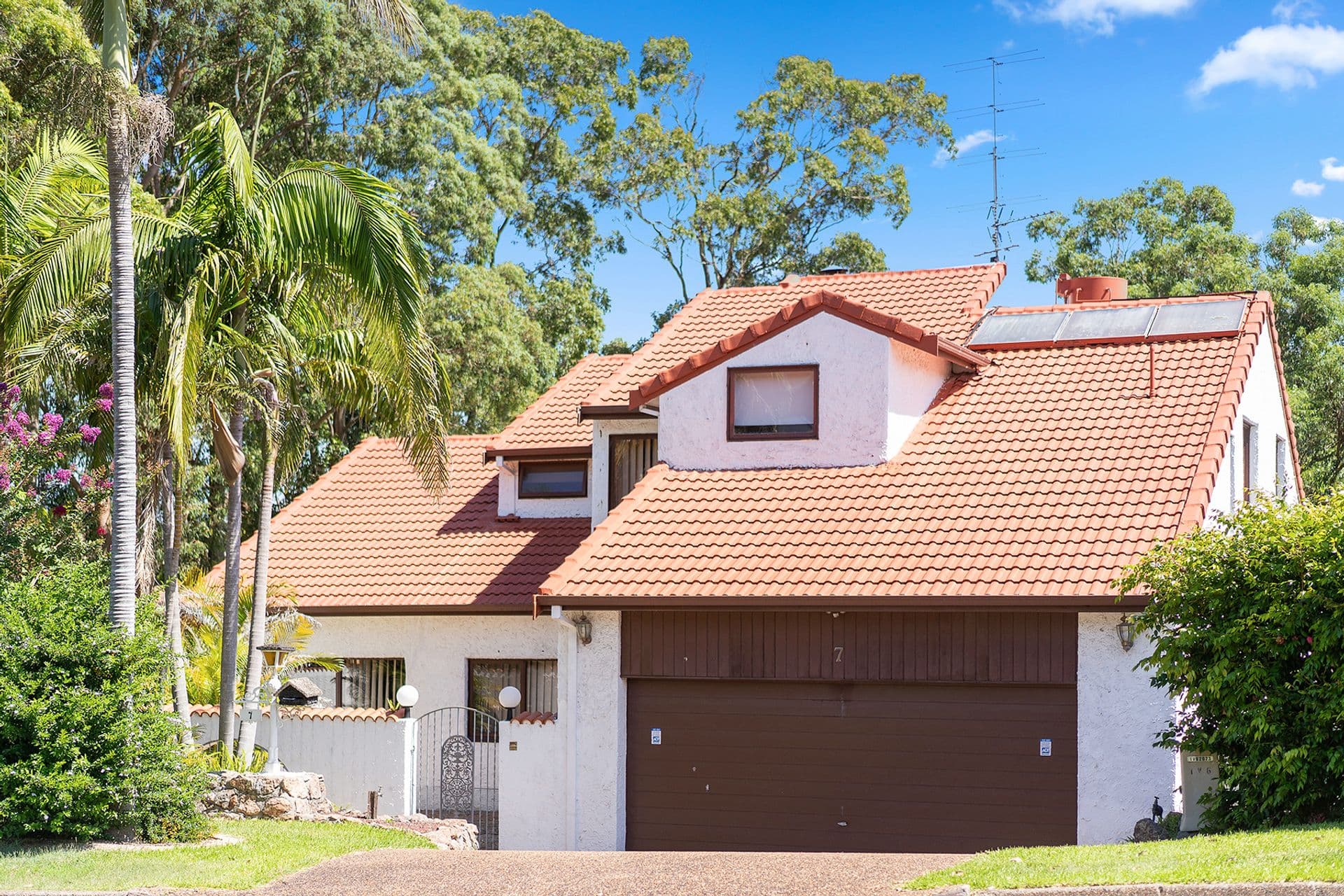 7 Nyanda Avenue, Belmont North, NSW, 2280, Floraville - Thumbnail 2