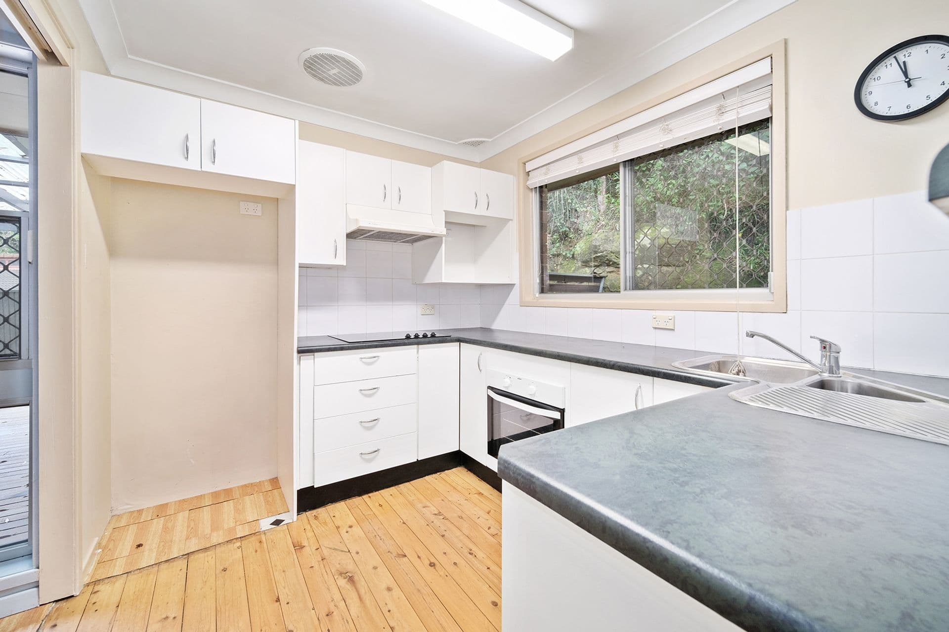 77 Kimbarra Close, Kotara, NSW, 2289, Kotara - Thumbnail 6