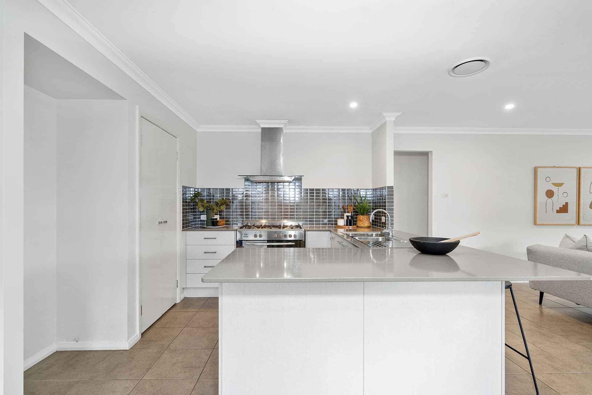 5 Water Street, Fern Bay, NSW, 2295, Fern Bay - Thumbnail 3