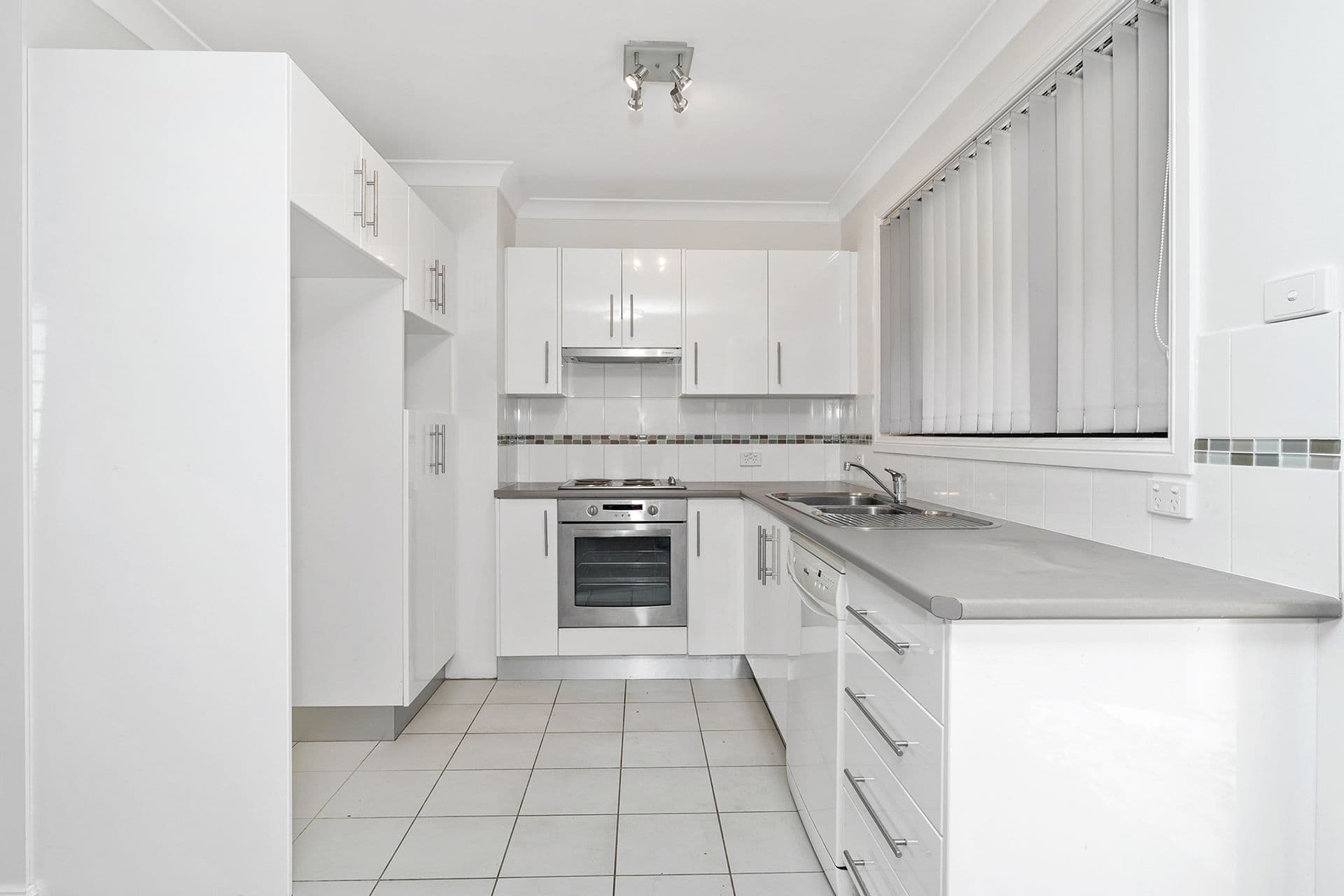 3/24 Drury Street, Wallsend, NSW, 2287, Wallsend - Thumbnail 3