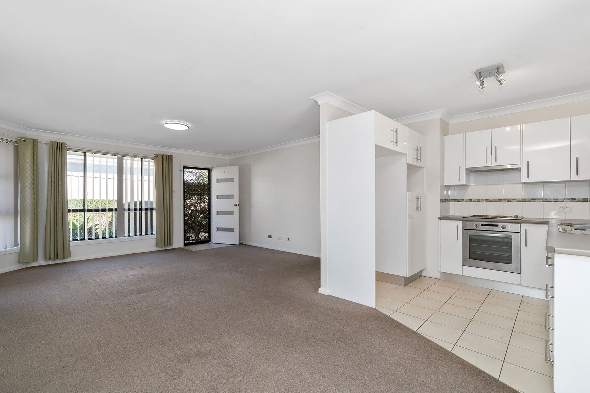 3/24 Drury Street, Wallsend, NSW, 2287, Wallsend - Thumbnail 2