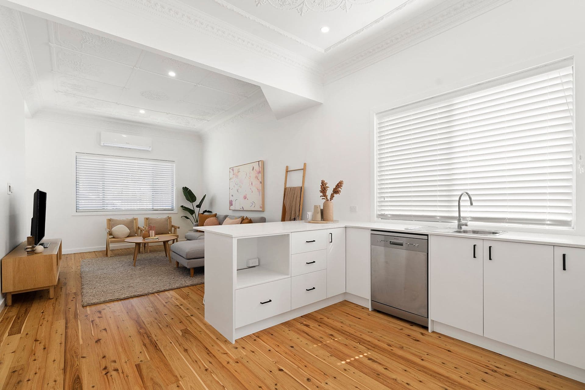 95 Barton Street, Mayfield, NSW, 2304, Mayfield - Thumbnail 3