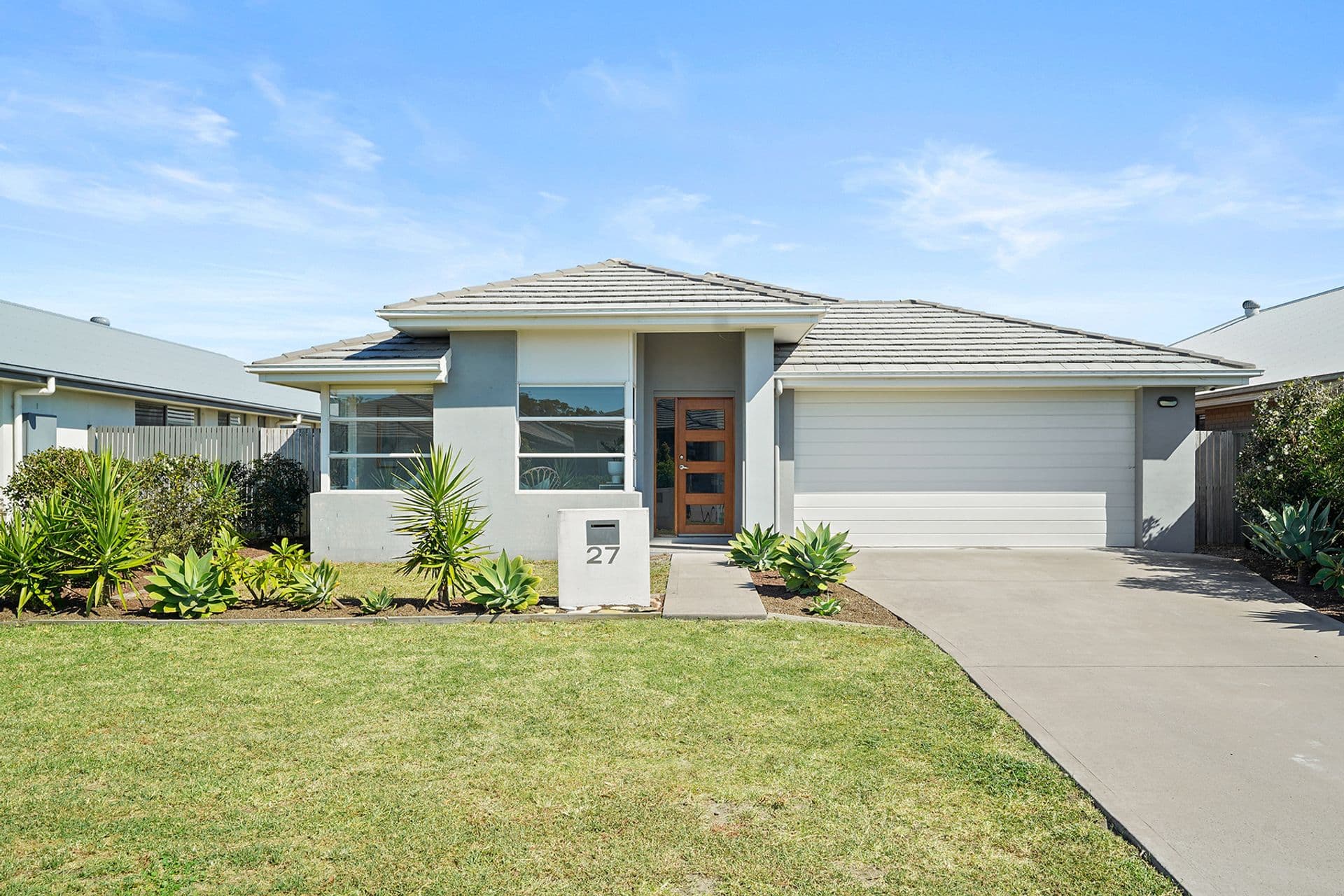 27 Uralla Street, Fern Bay, NSW, 2295, Fern Bay - Thumbnail 2