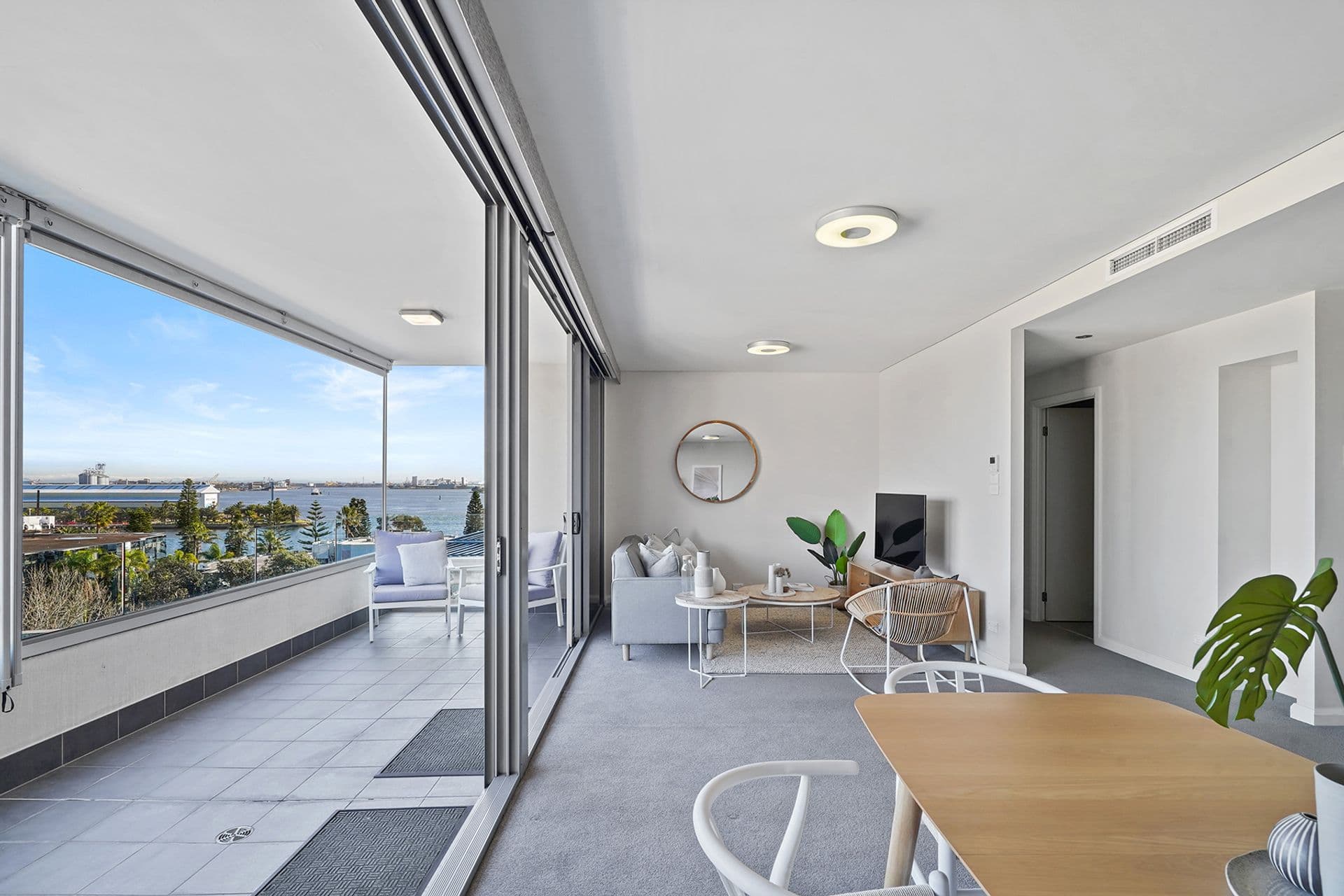 604/209 Hunter Street, Newcastle, NSW, 2300, Newcastle - Thumbnail 2
