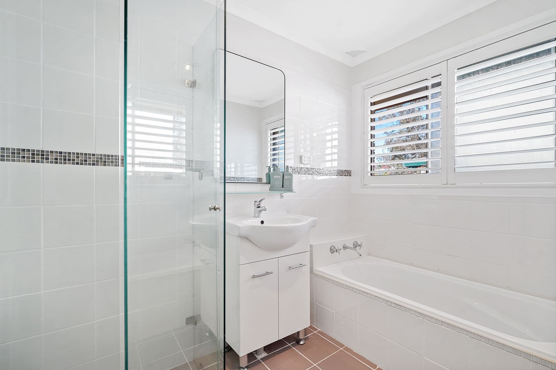 51 Pasadena Crescent, Macquarie Hills, NSW, 2285, Macquarie Hills - Thumbnail 8