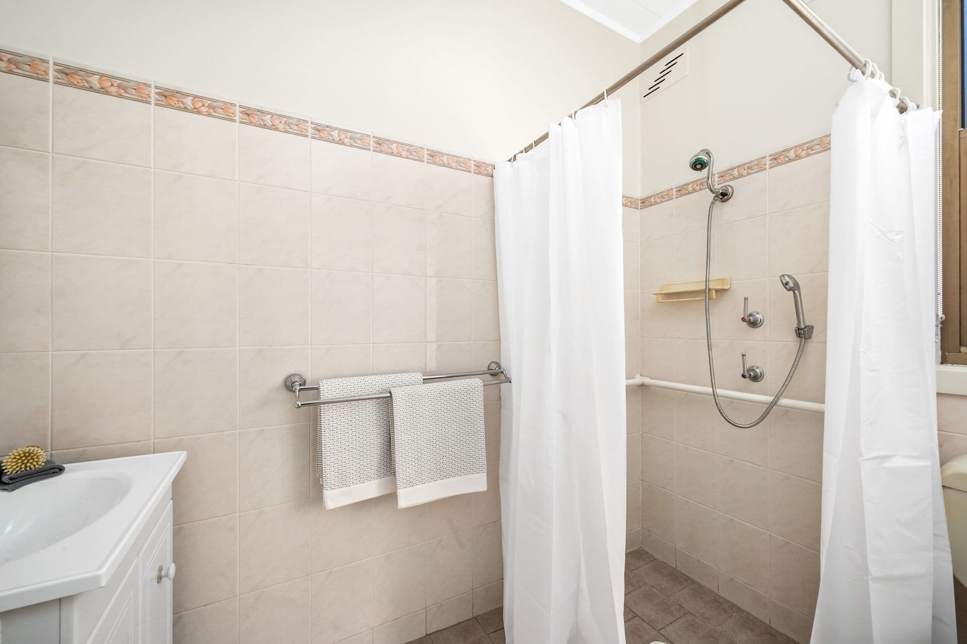 16 Park Street, Charlestown, NSW, 2290, Charlestown - Thumbnail 5
