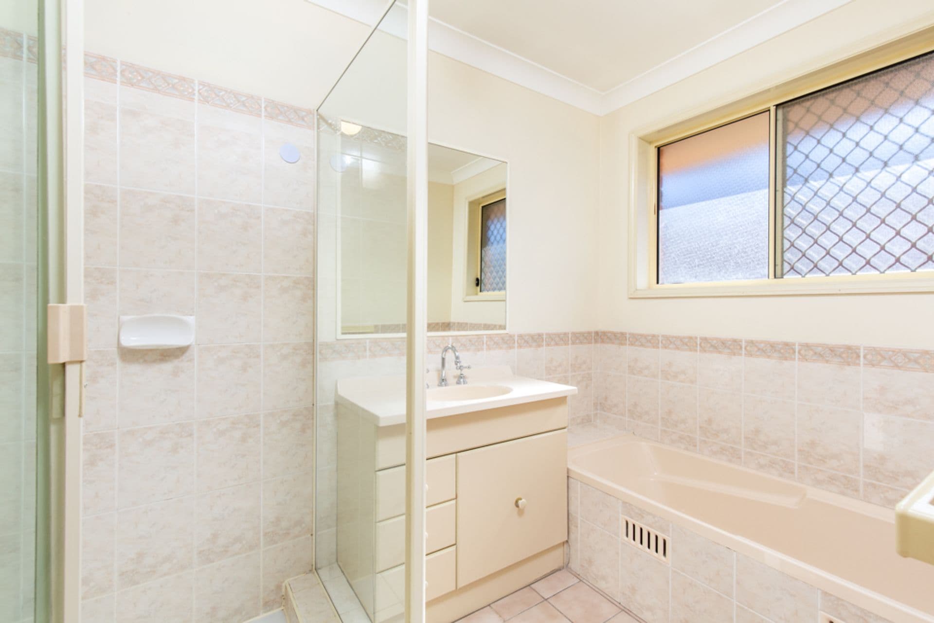 3/298 Park Avenue, Kotara, NSW, 2289, Kotara - Thumbnail 3