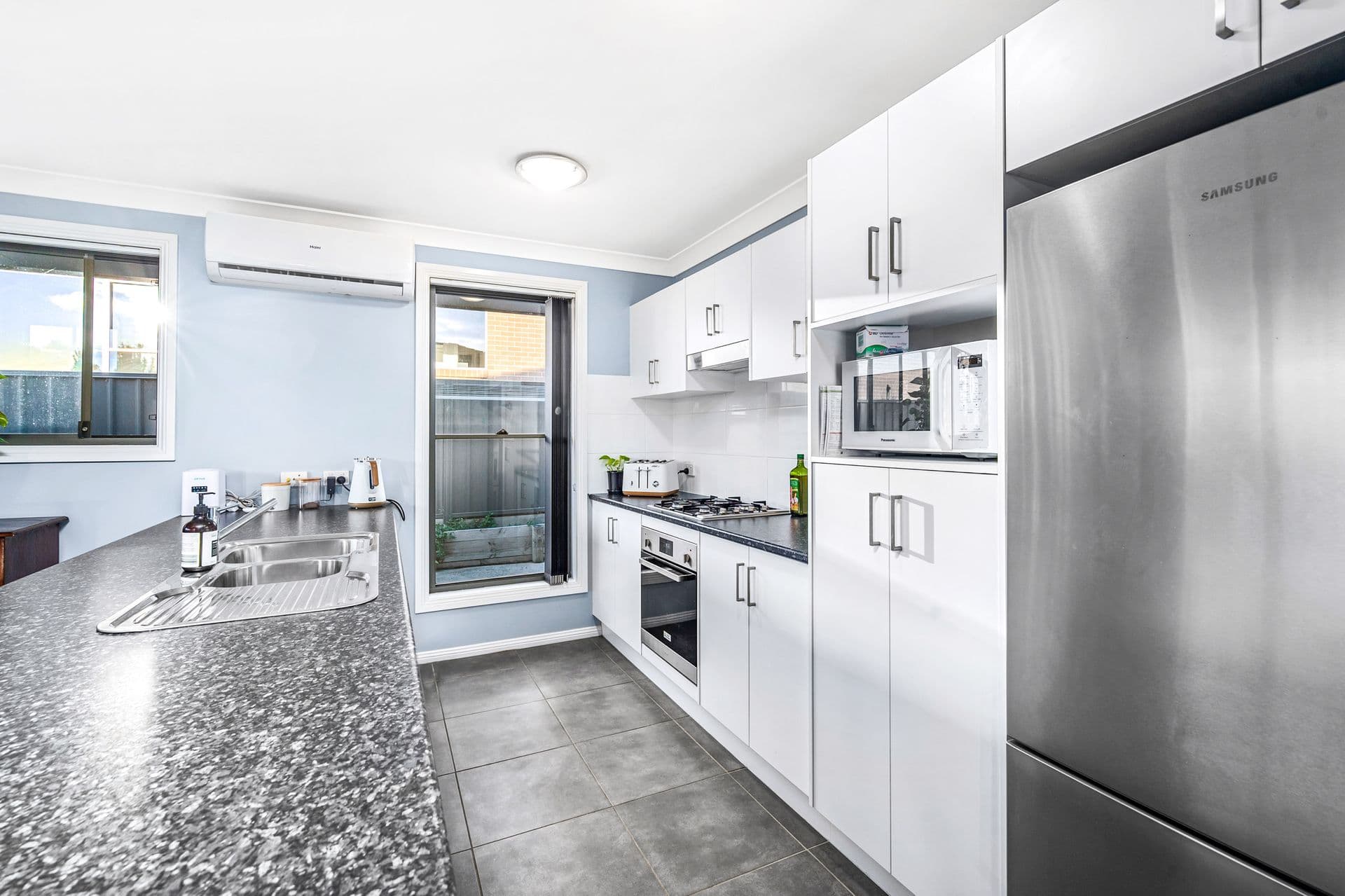 3/5 Fletcher Street, Wallsend, NSW, 2287, Wallsend - Thumbnail 2