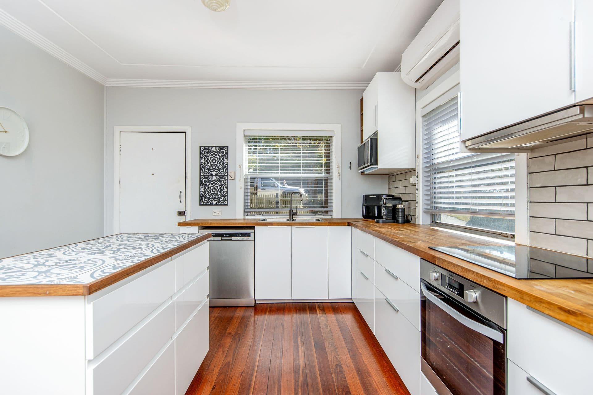 27 Howell Street, Kotara, NSW, 2289, Kotara - Thumbnail 3