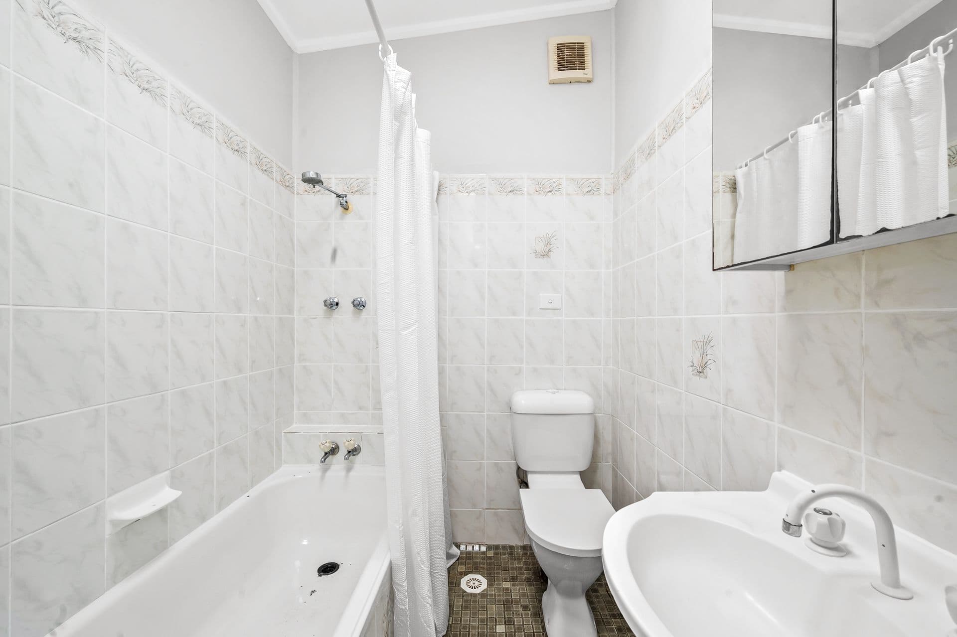 30 Plane Street, Gateshead, NSW, 2290, Gateshead - Thumbnail 6