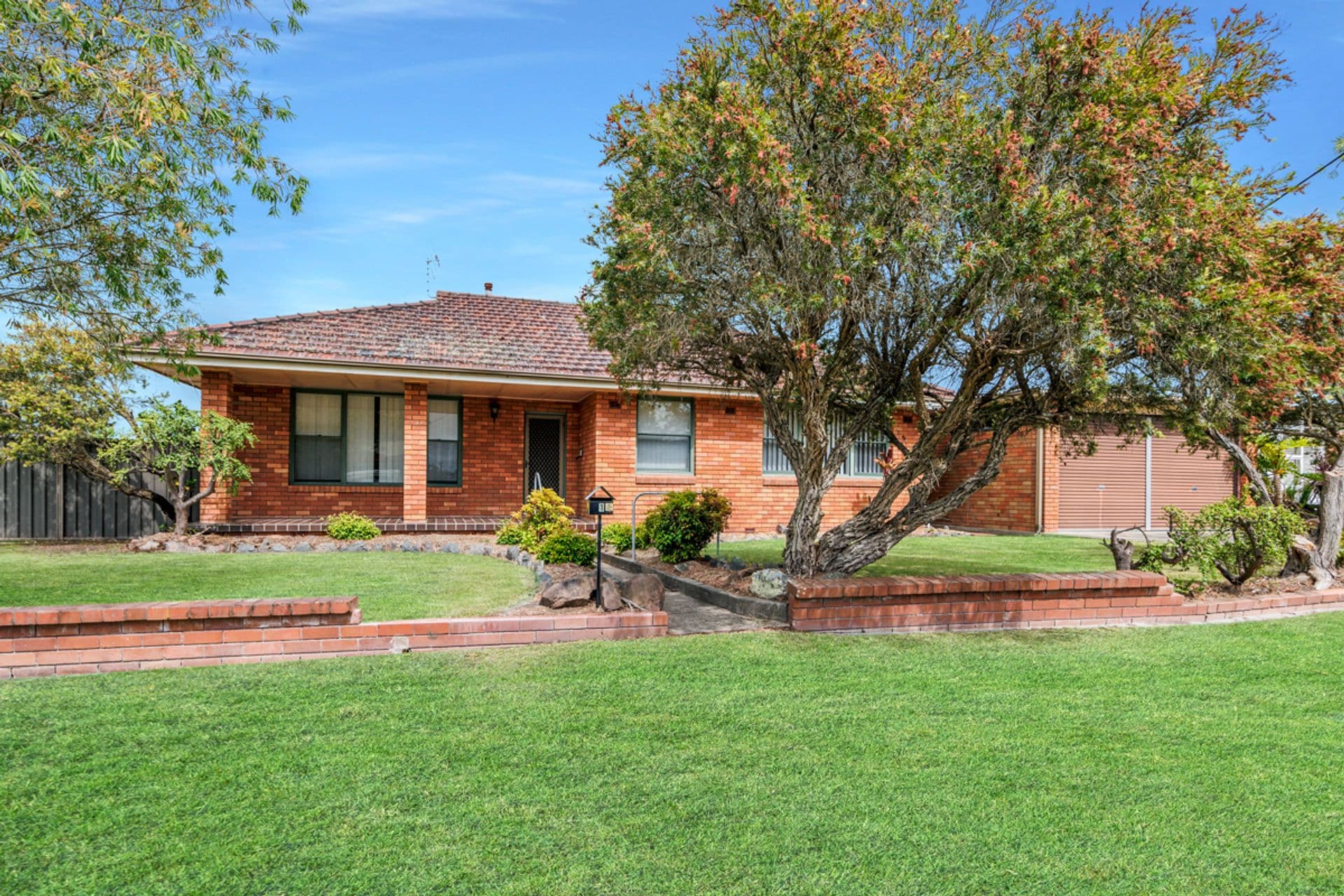 1 Seaman Avenue, Warners Bay, NSW, 2282, Warners Bay - Thumbnail 2