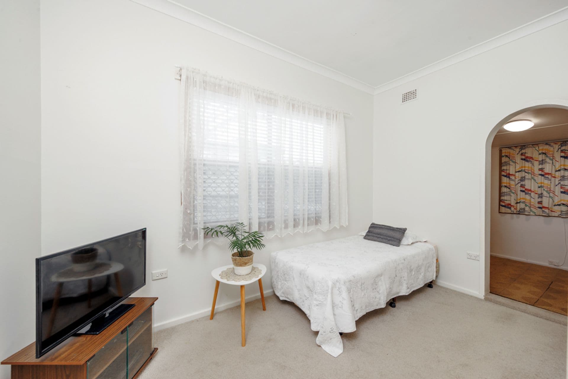 11 Tomaga Parade, Mount Hutton, NSW, 2290, Mount Hutton - Thumbnail 8