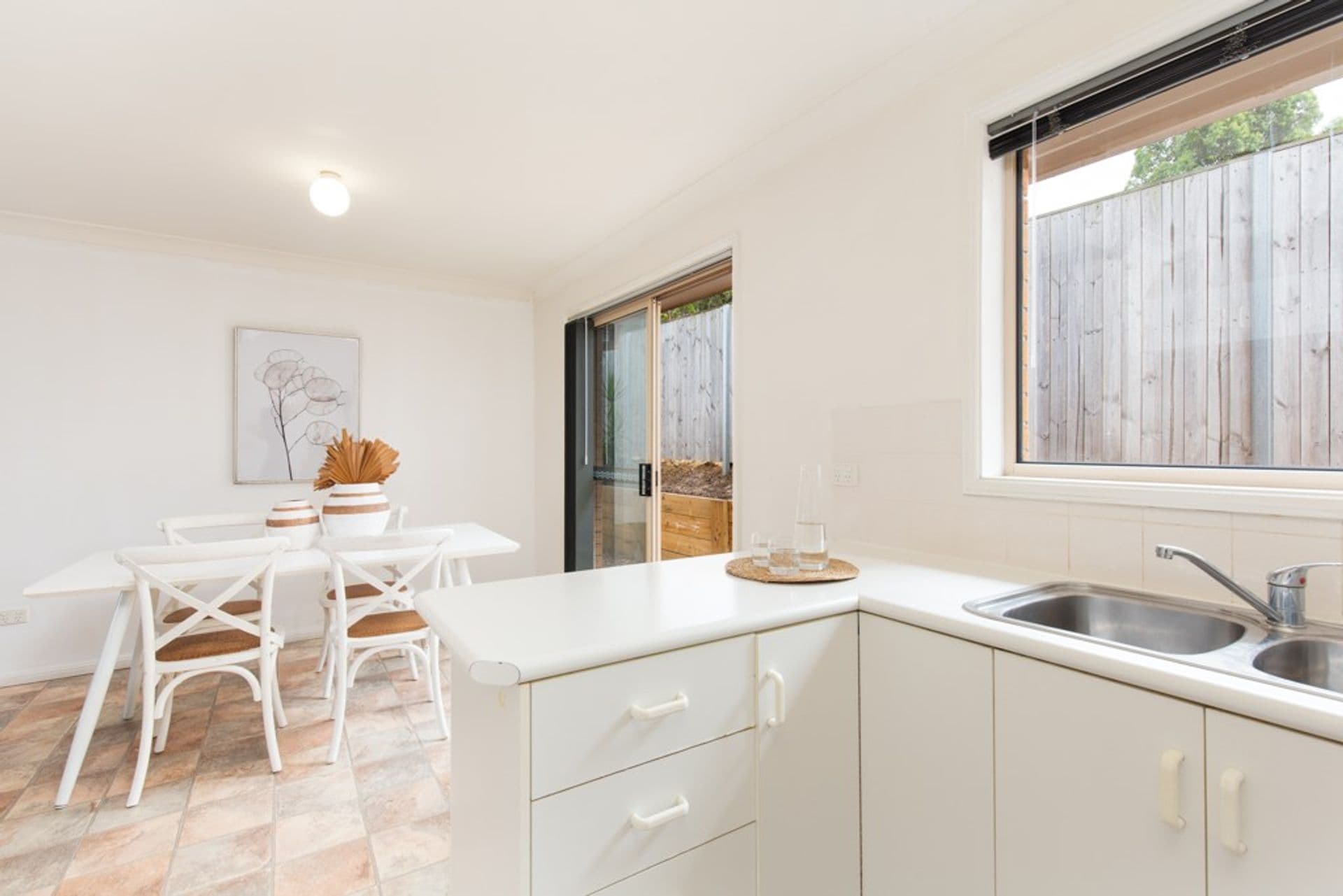 2/14 Sovereign Close, Floraville, NSW, 2280, Floraville - Thumbnail 4