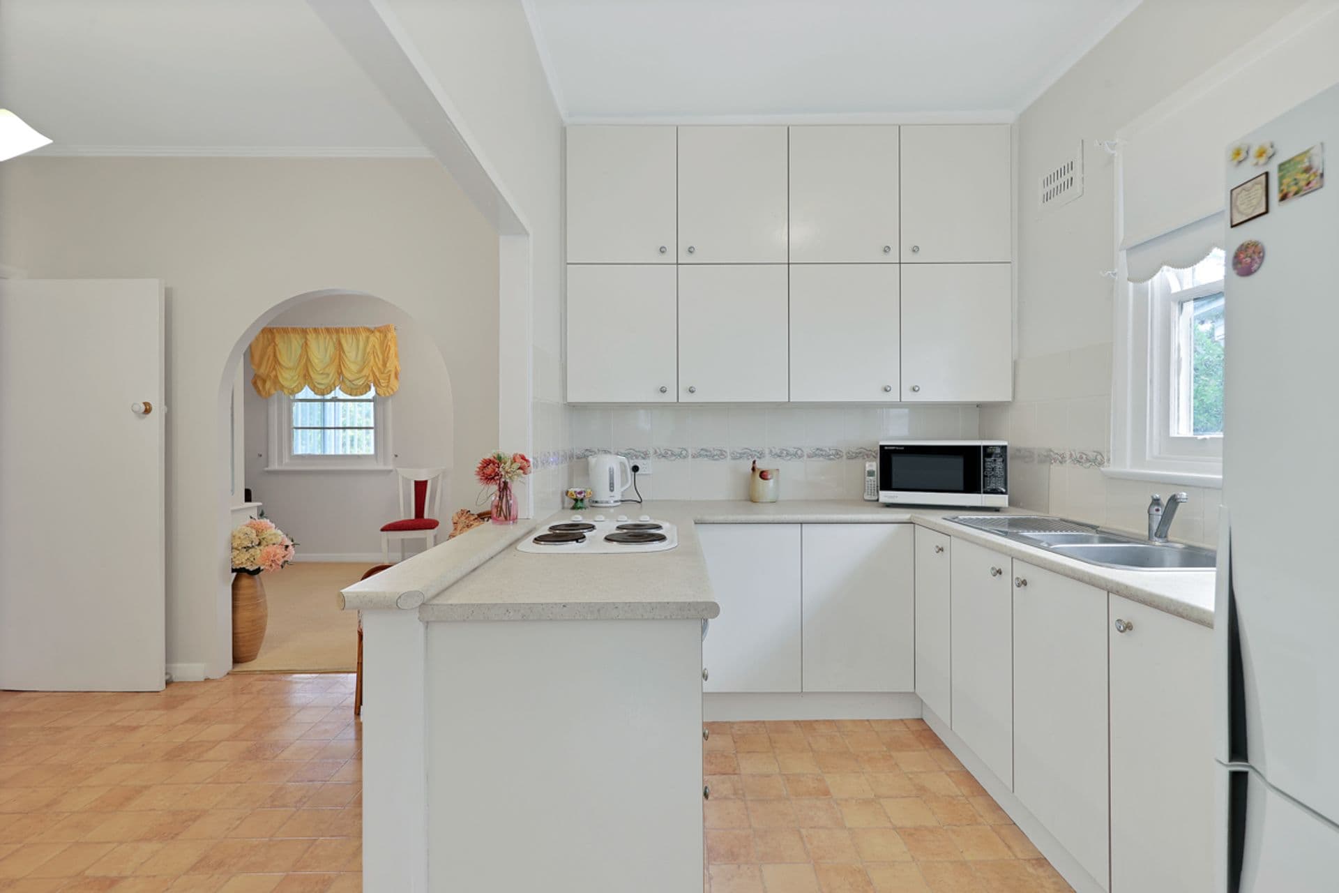 16 Seaview Street, Kotara, NSW, 2289, Kotara - Thumbnail 4