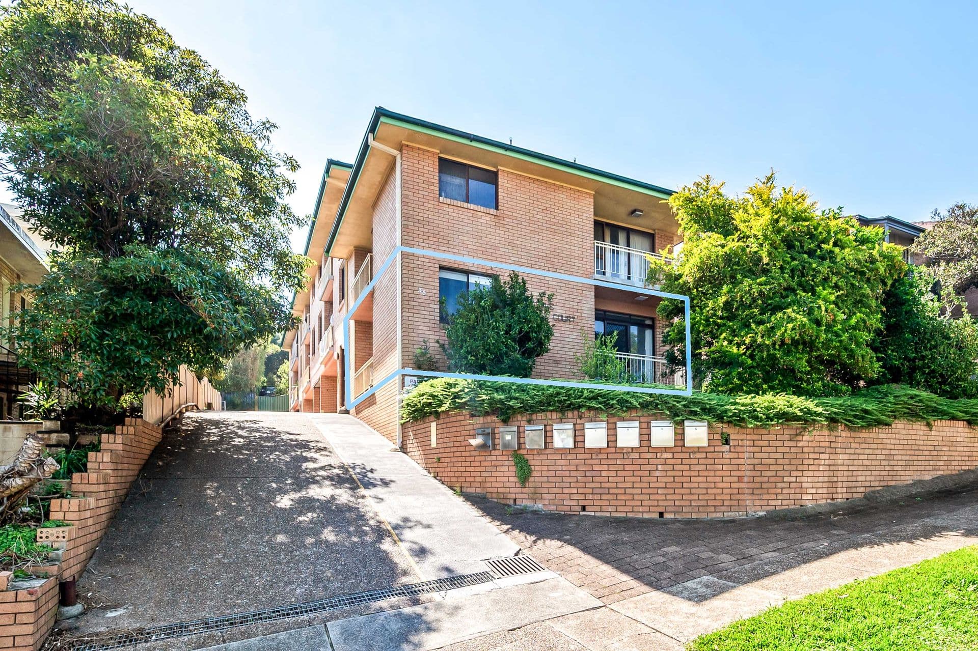 1/38 Kitchener Parade, The Hill, NSW, 2300, The Hill - Thumbnail 2