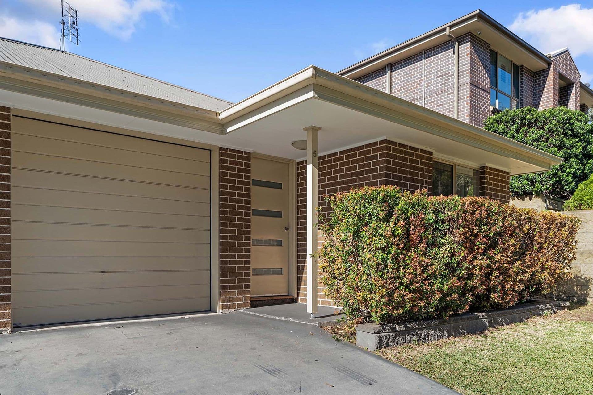 5 And 5a Pebblestone Street, Fletcher, NSW, 2287, Fletcher - Thumbnail 2