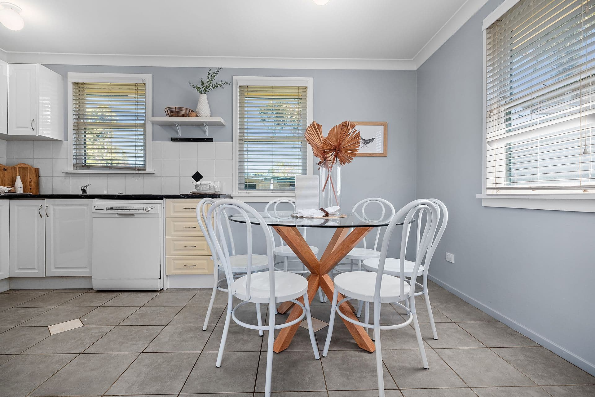 25 Plane Street, Gateshead, NSW, 2290, Gateshead - Thumbnail 4