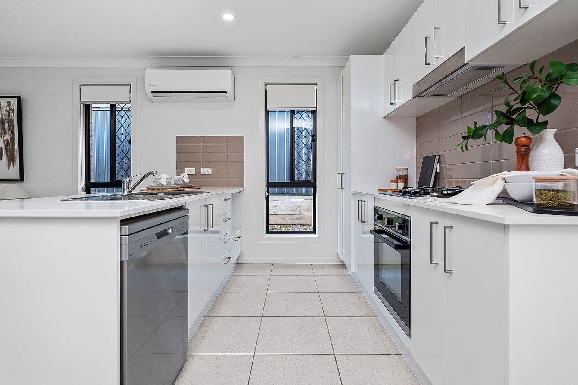 14 Harlington Avenue, Farley, NSW, 2320, Farley - Thumbnail 3