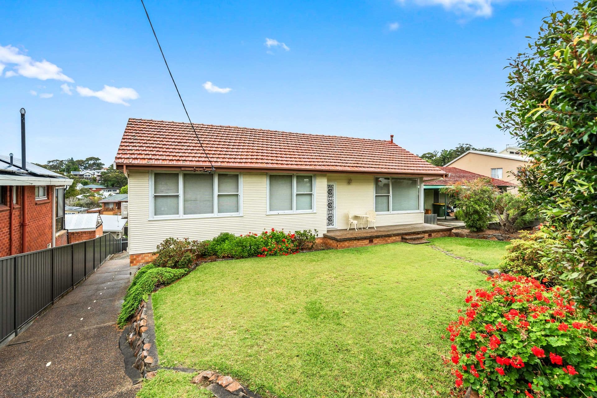 24 Roslyn Avenue, Charlestown, NSW, 2290, Charlestown - Image 1