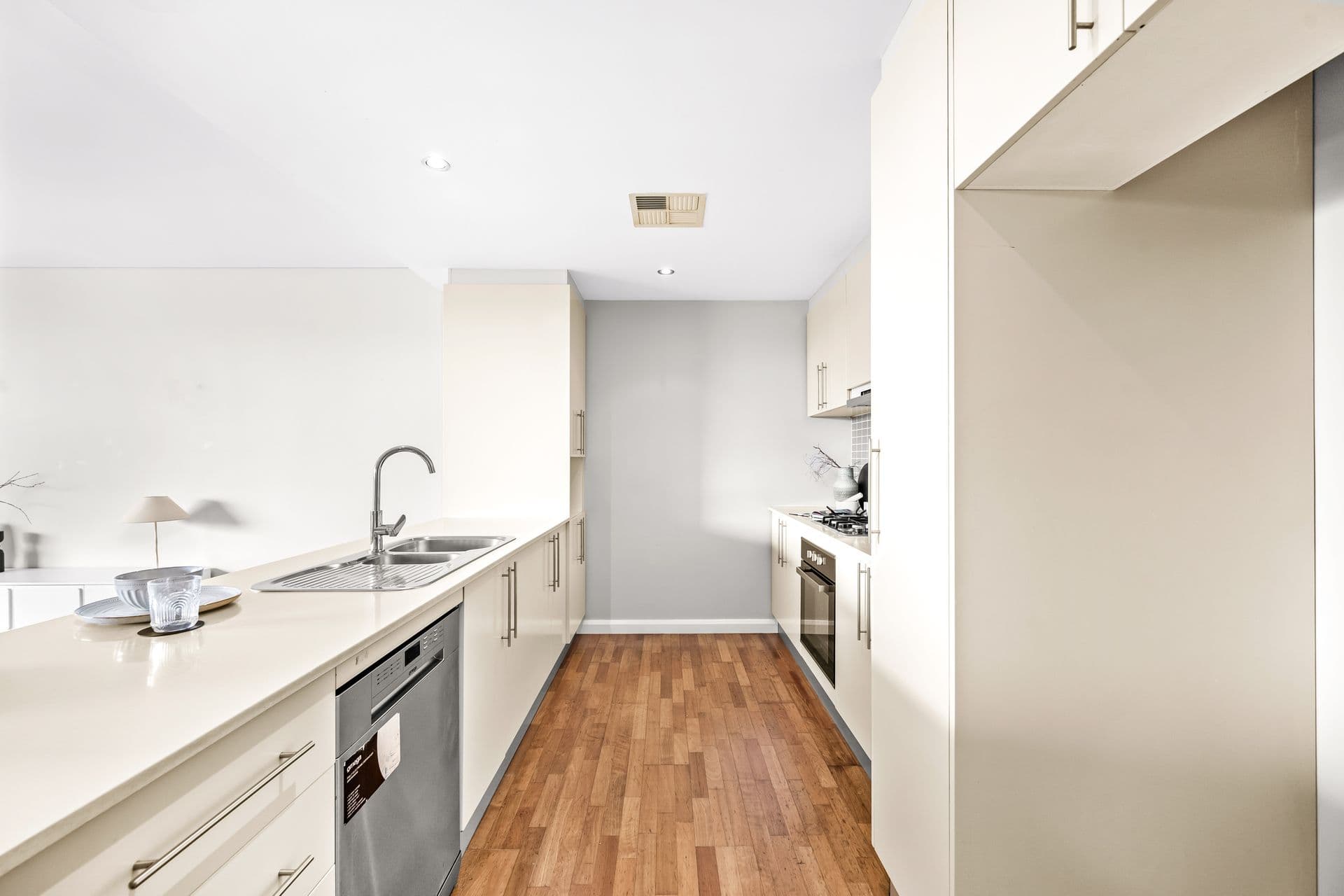 304/209 Hunter Street, Newcastle, NSW, 2300, Newcastle - Thumbnail 4