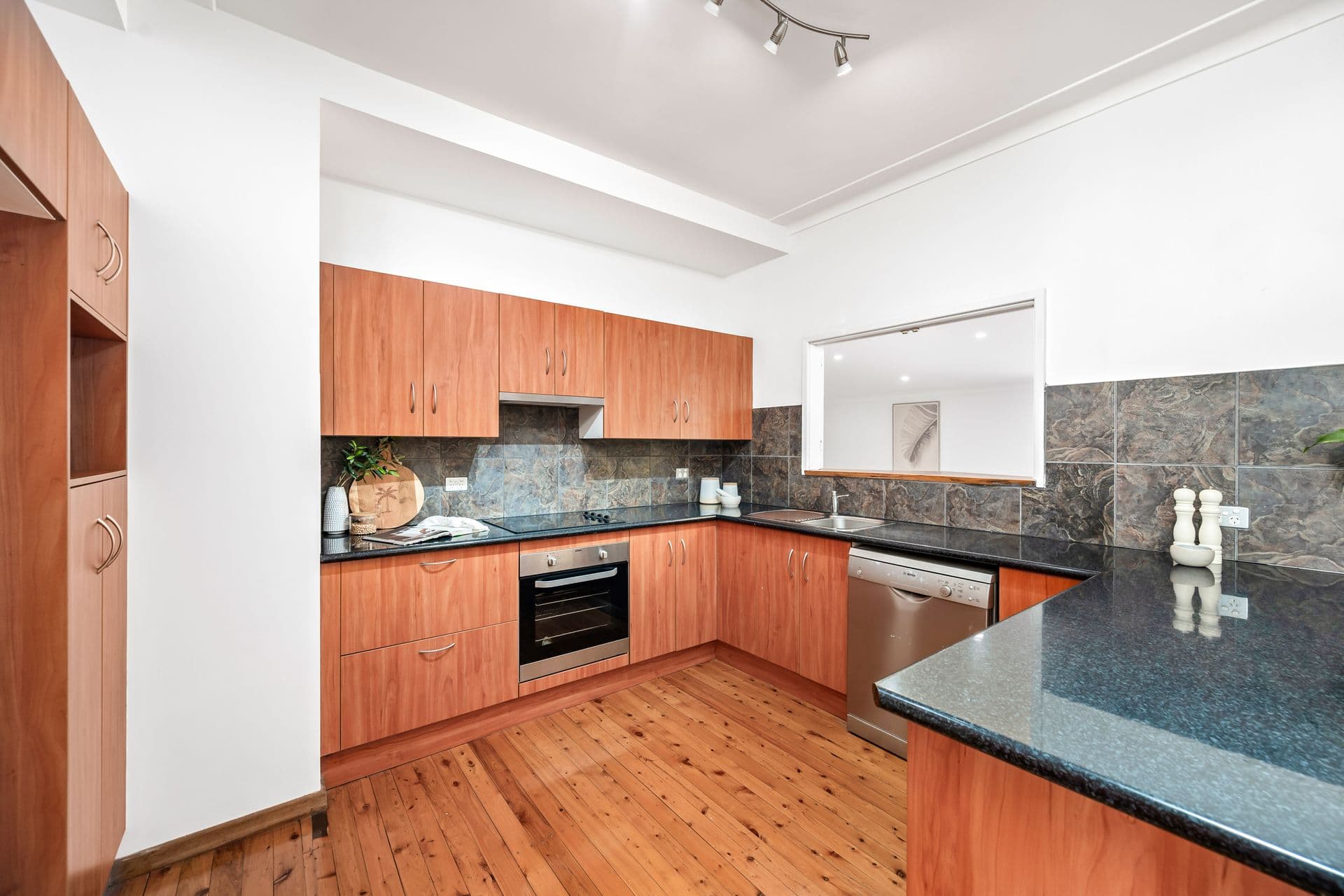 12 Kurraka Street, Whitebridge, NSW, 2290, Whitebridge - Thumbnail 2