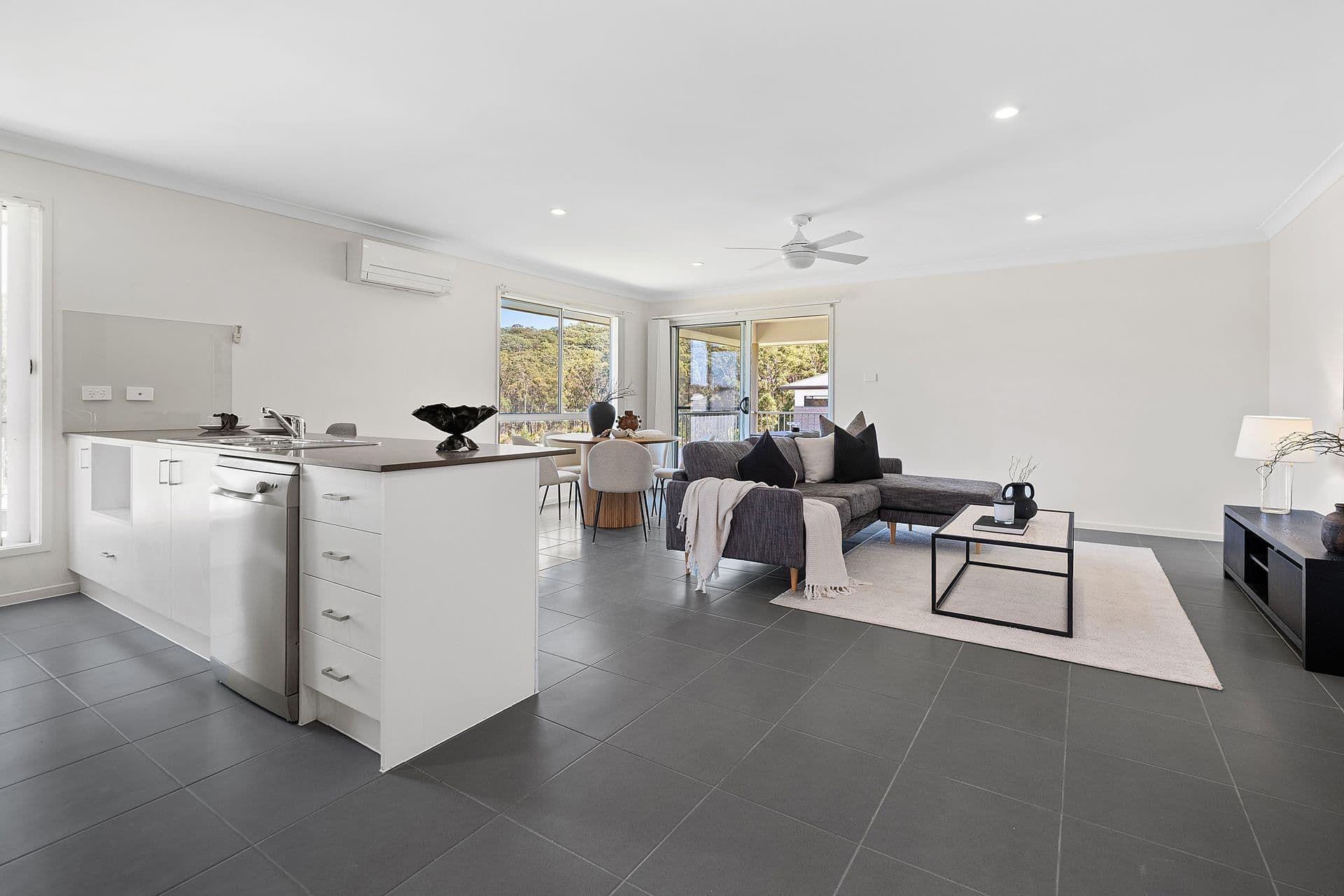 7 Dunsyre Avenue, Cameron Park, NSW, 2285, Cameron Park - Thumbnail 8