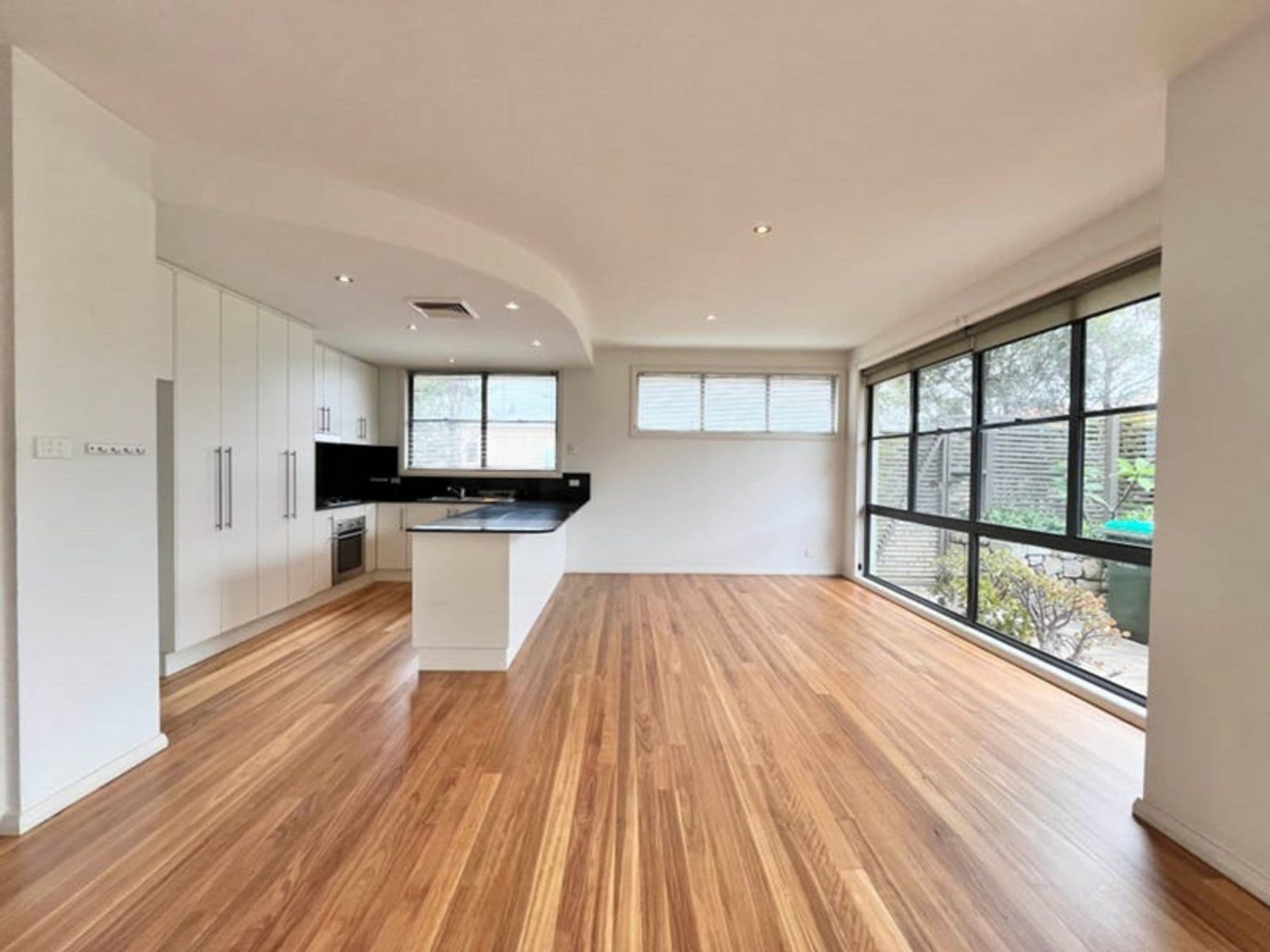 83 Geraldton Drive, Redhead, NSW, 2290, Redhead - Thumbnail 2