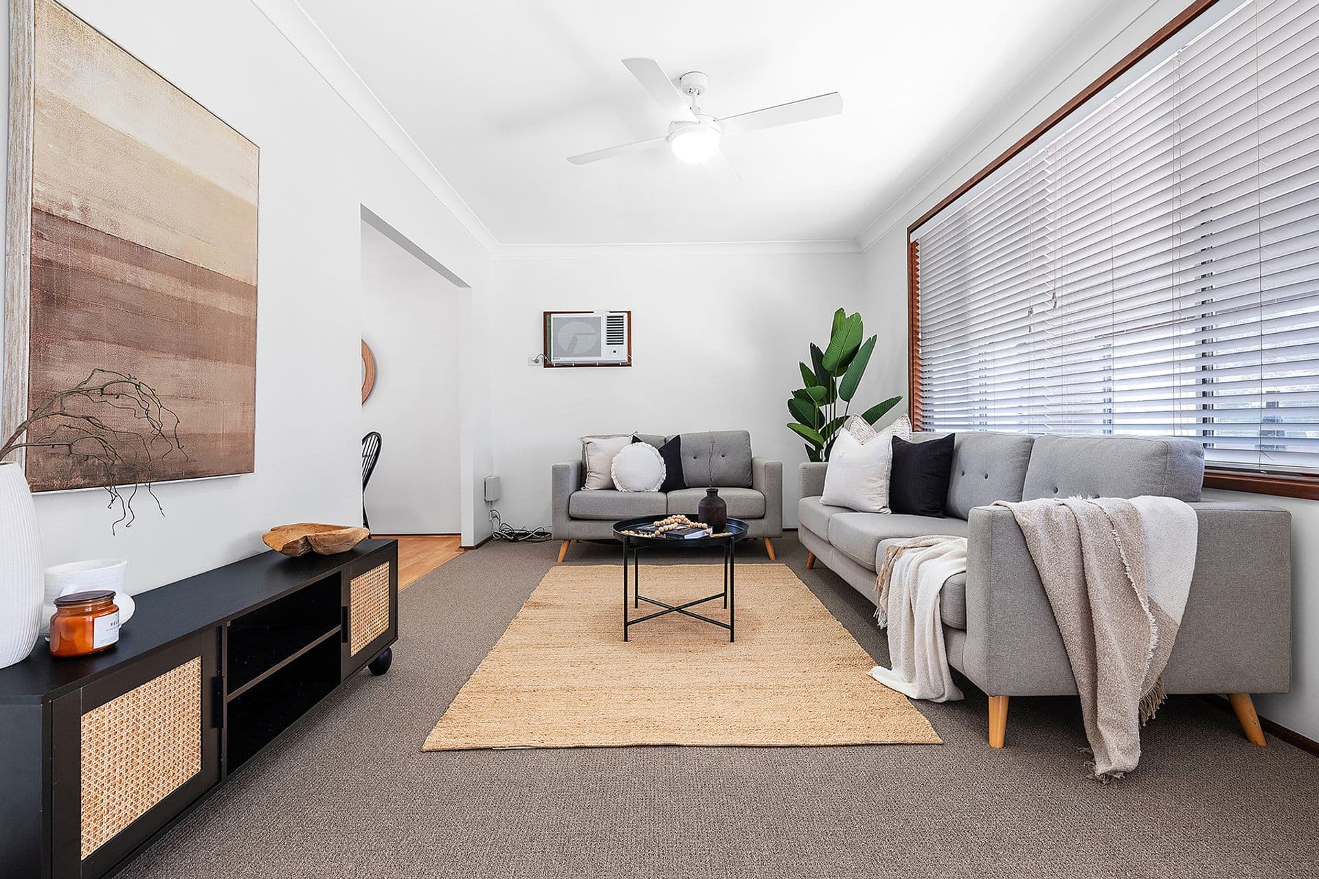 2 Buckingham Close, Thornton, NSW, 2322, Thornton - Thumbnail 3