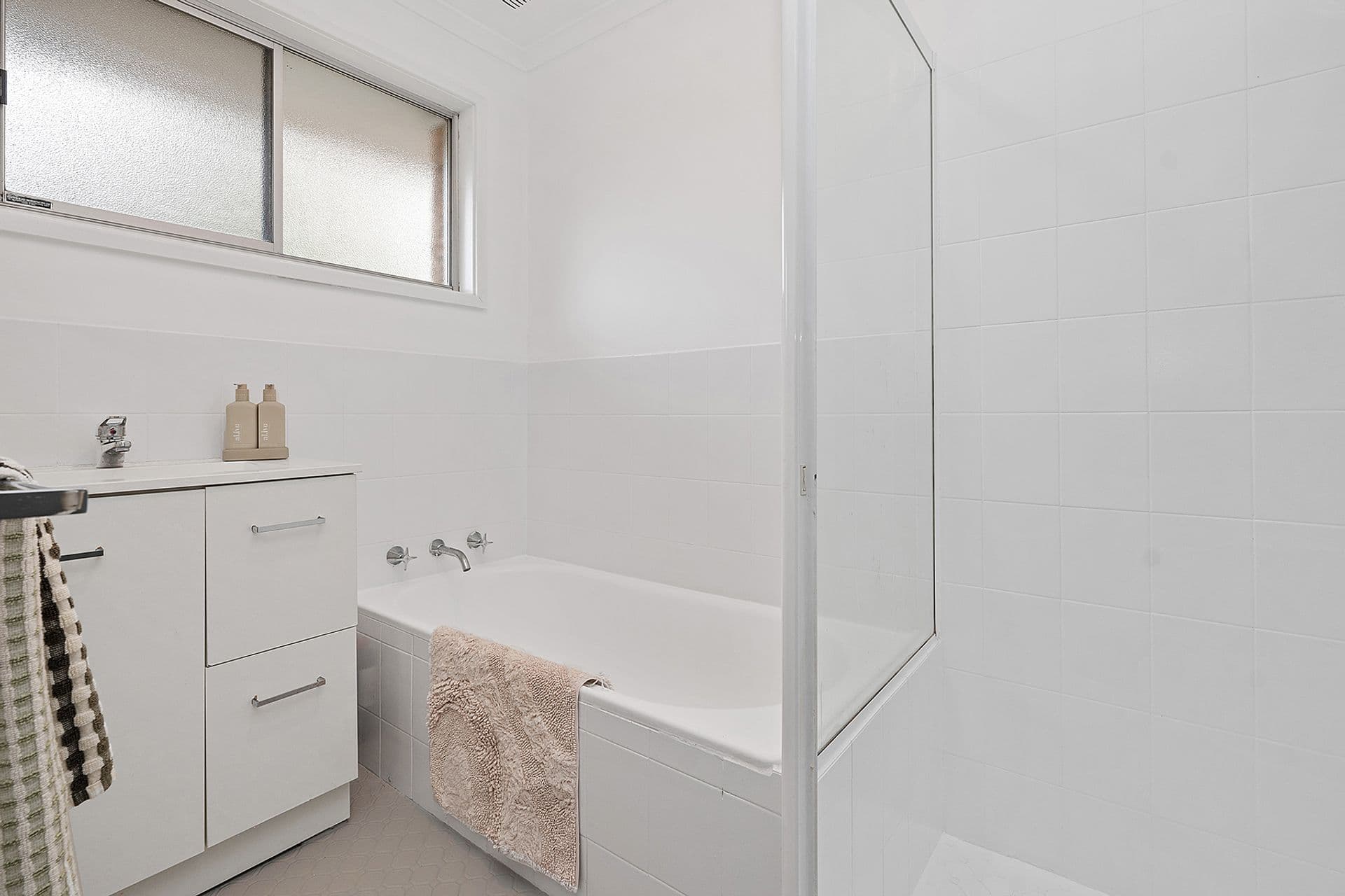 1 Griffin Close, Thornton, NSW, 2322, Thornton - Thumbnail 7