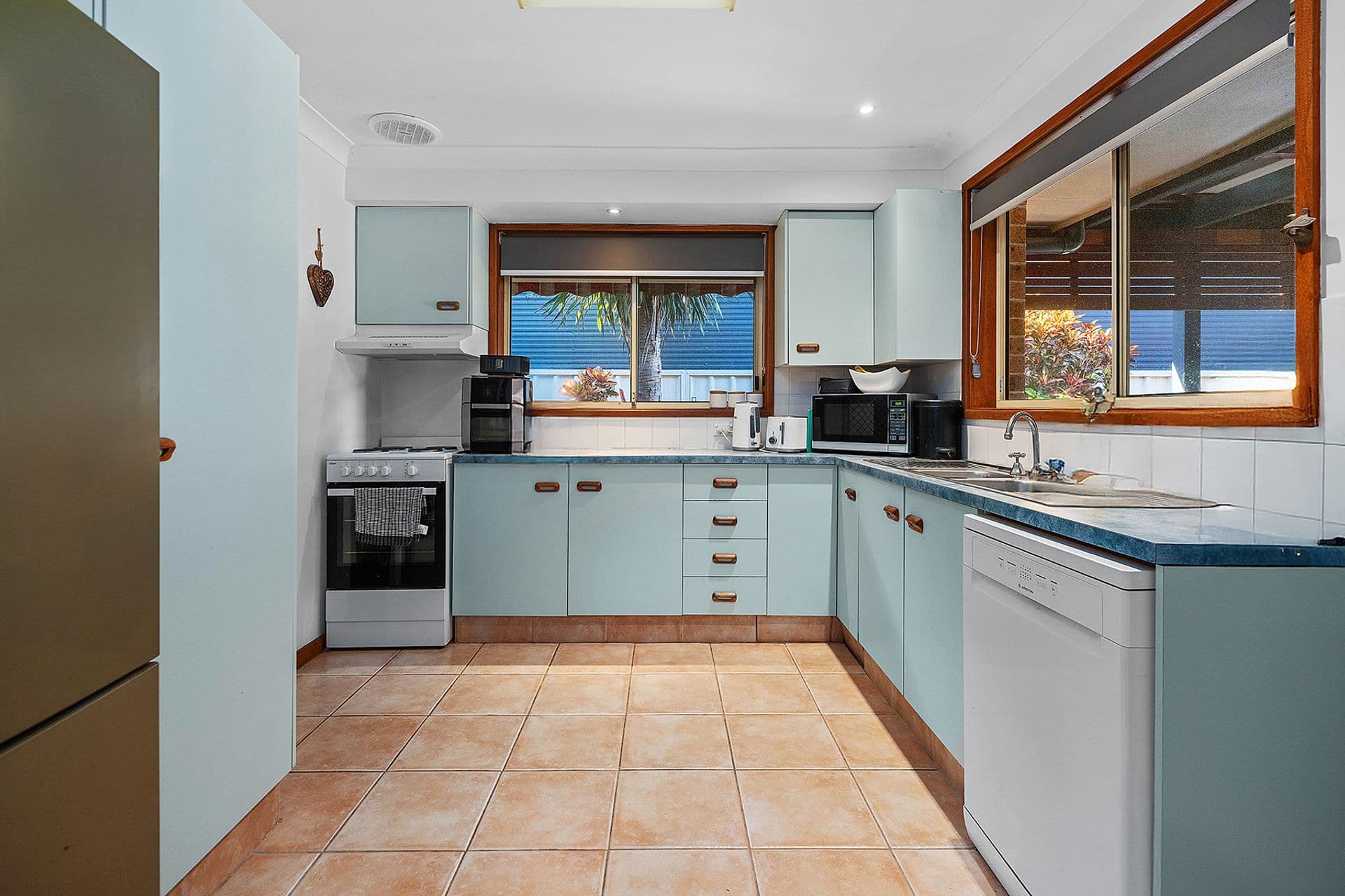 2/16 Anacla Close, Pelican, NSW, 2281, Pelican - Thumbnail 5