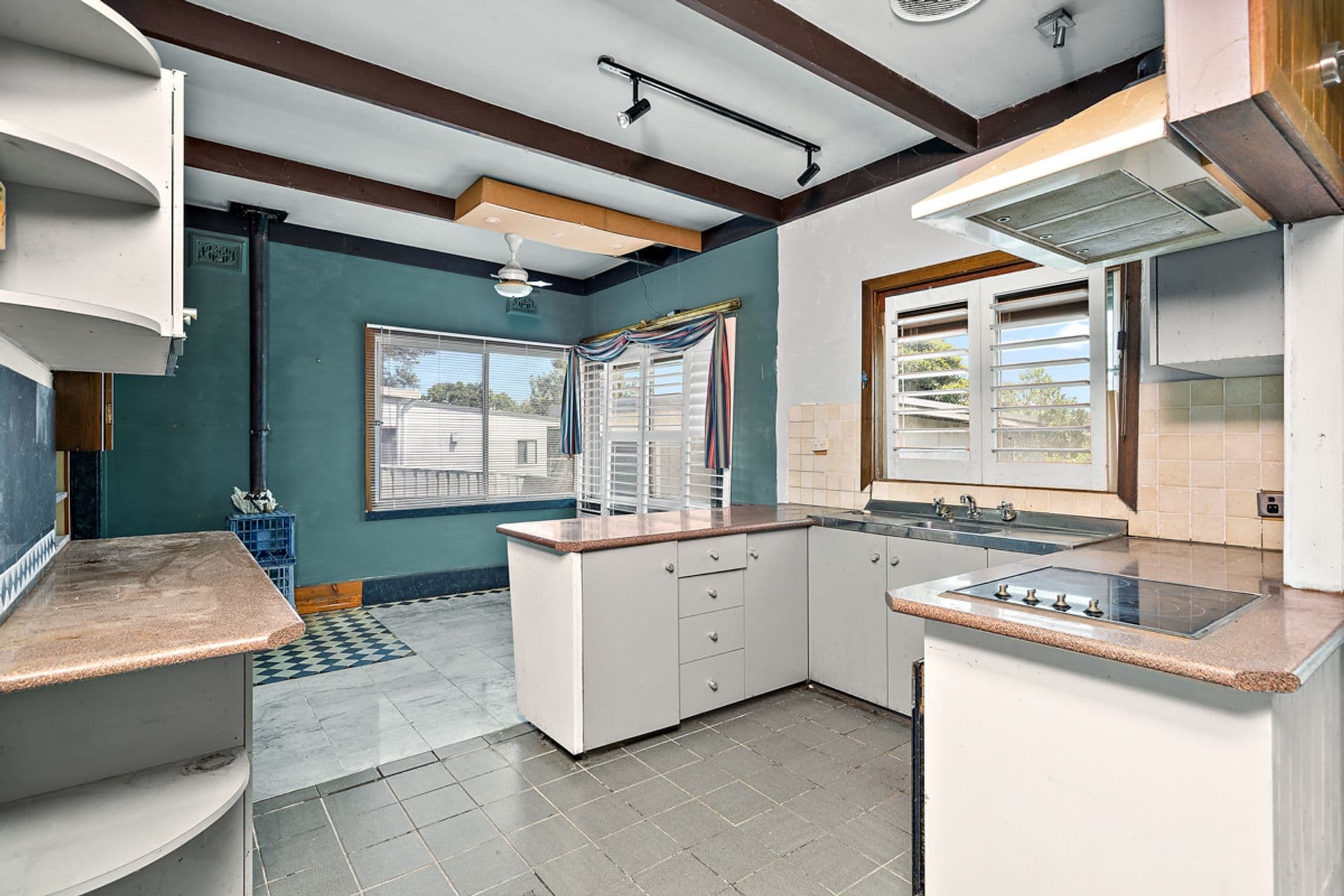 13 McDonald Crescent, Charlestown, NSW, 2290, Charlestown - Thumbnail 4