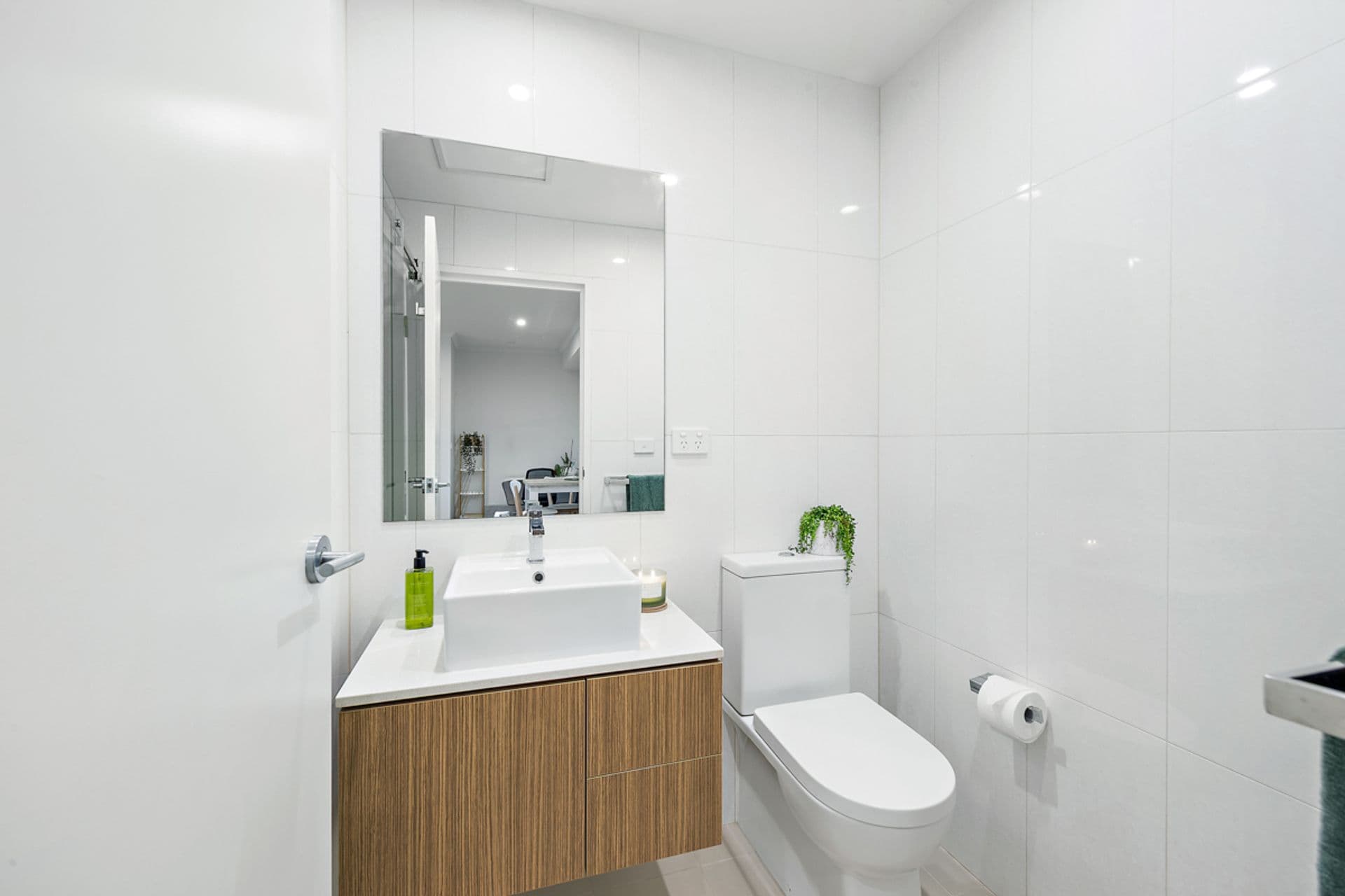 112/2 Howard Street, Warners Bay, NSW, 2282, Warners Bay - Thumbnail 8