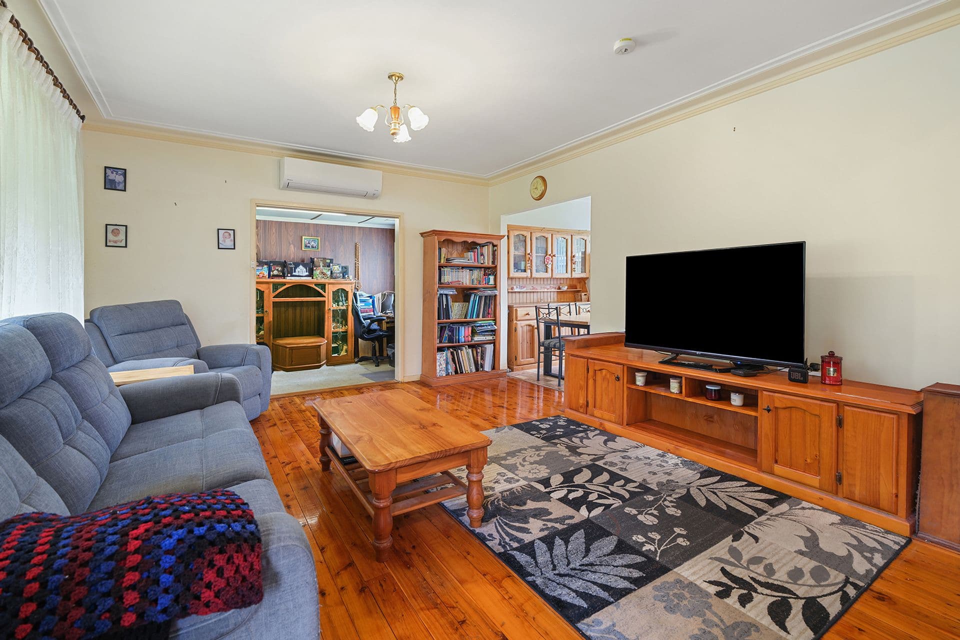 26 Roslyn Avenue, Charlestown, NSW, 2290, Charlestown - Thumbnail 2