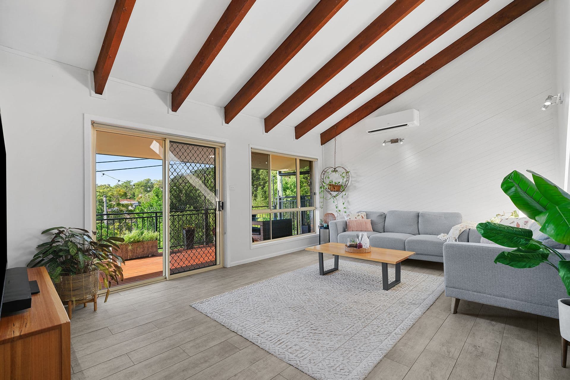 17 Roscrea Crescent, Mount Hutton, NSW, 2290, Mount Hutton - Thumbnail 2